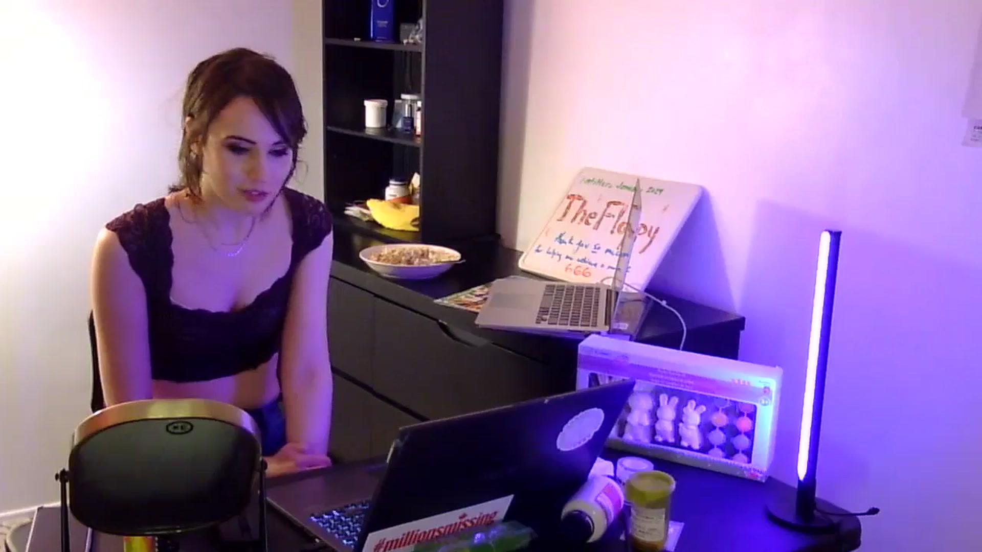 Gallery image thumbnail from antidreamgirl's myfreecams stream on, 02/22/2024, 07:54 image 16 of 20