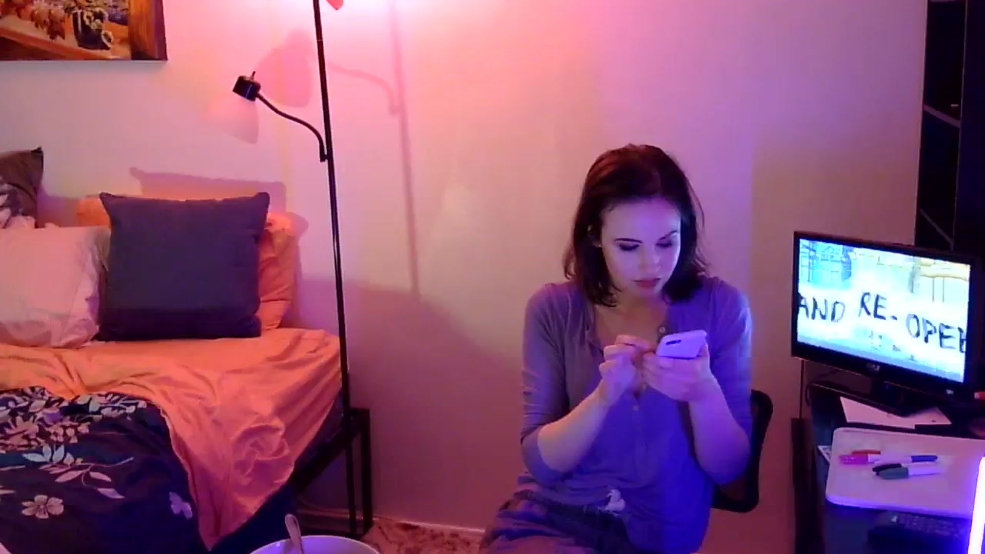 Gallery image thumbnail from antidreamgirl's myfreecams stream on, 02/27/2024, 10:50 image 8 of 20