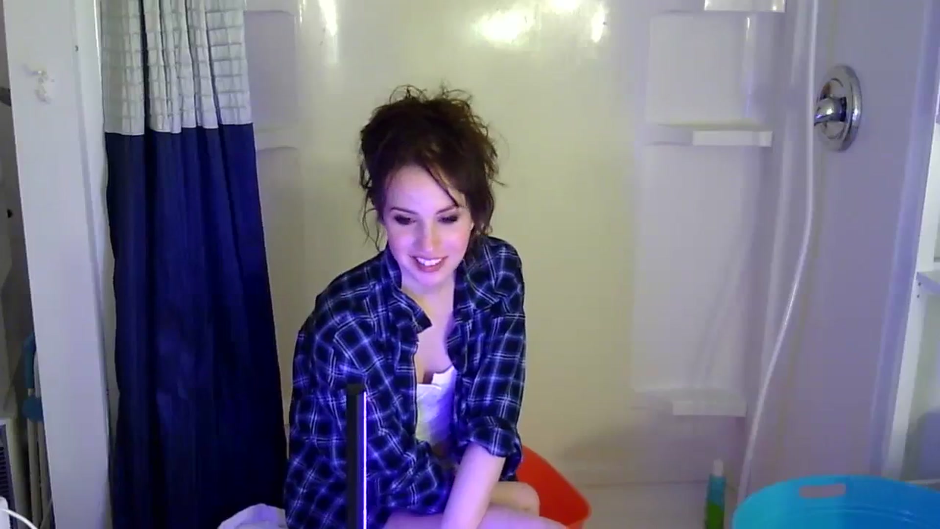 Gallery image thumbnail from antidreamgirl's myfreecams stream on, 02/28/2024, 09:20 image 20 of 20