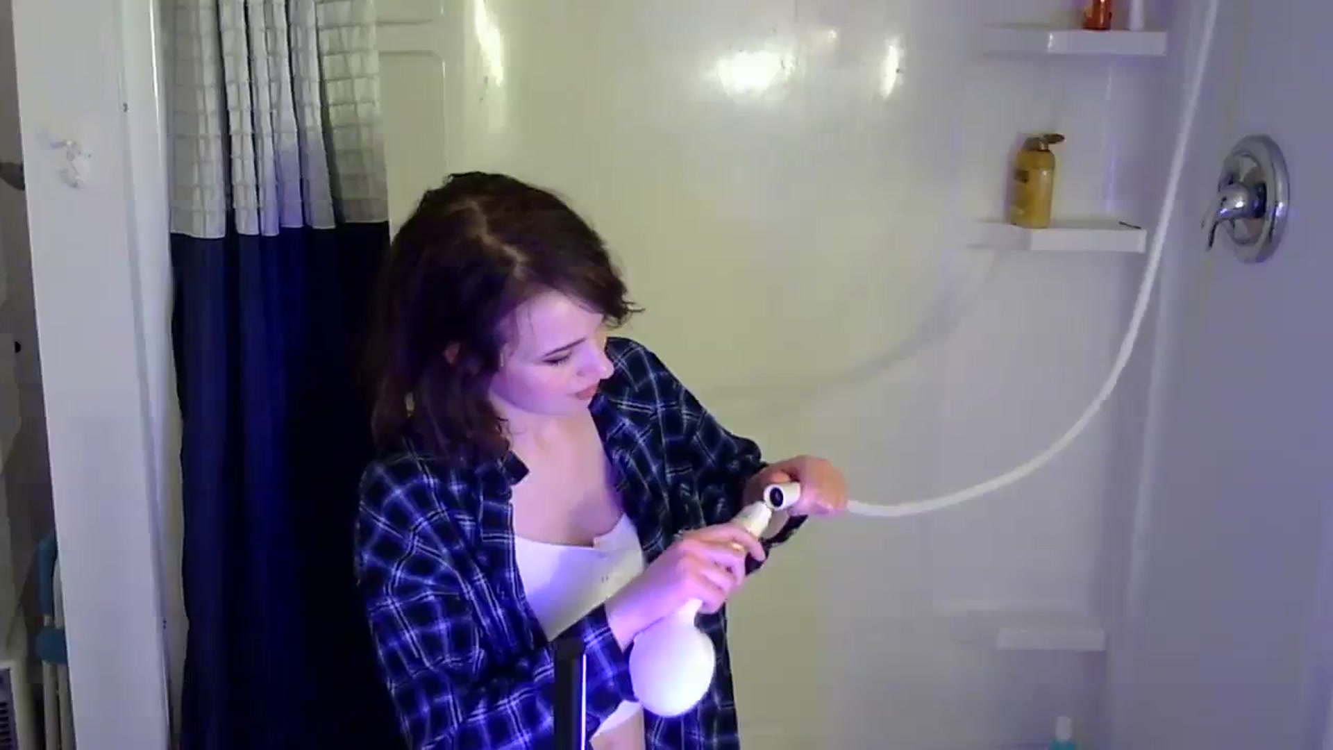 Gallery image thumbnail from antidreamgirl's myfreecams stream on, 02/28/2024, 09:20 image 5 of 20