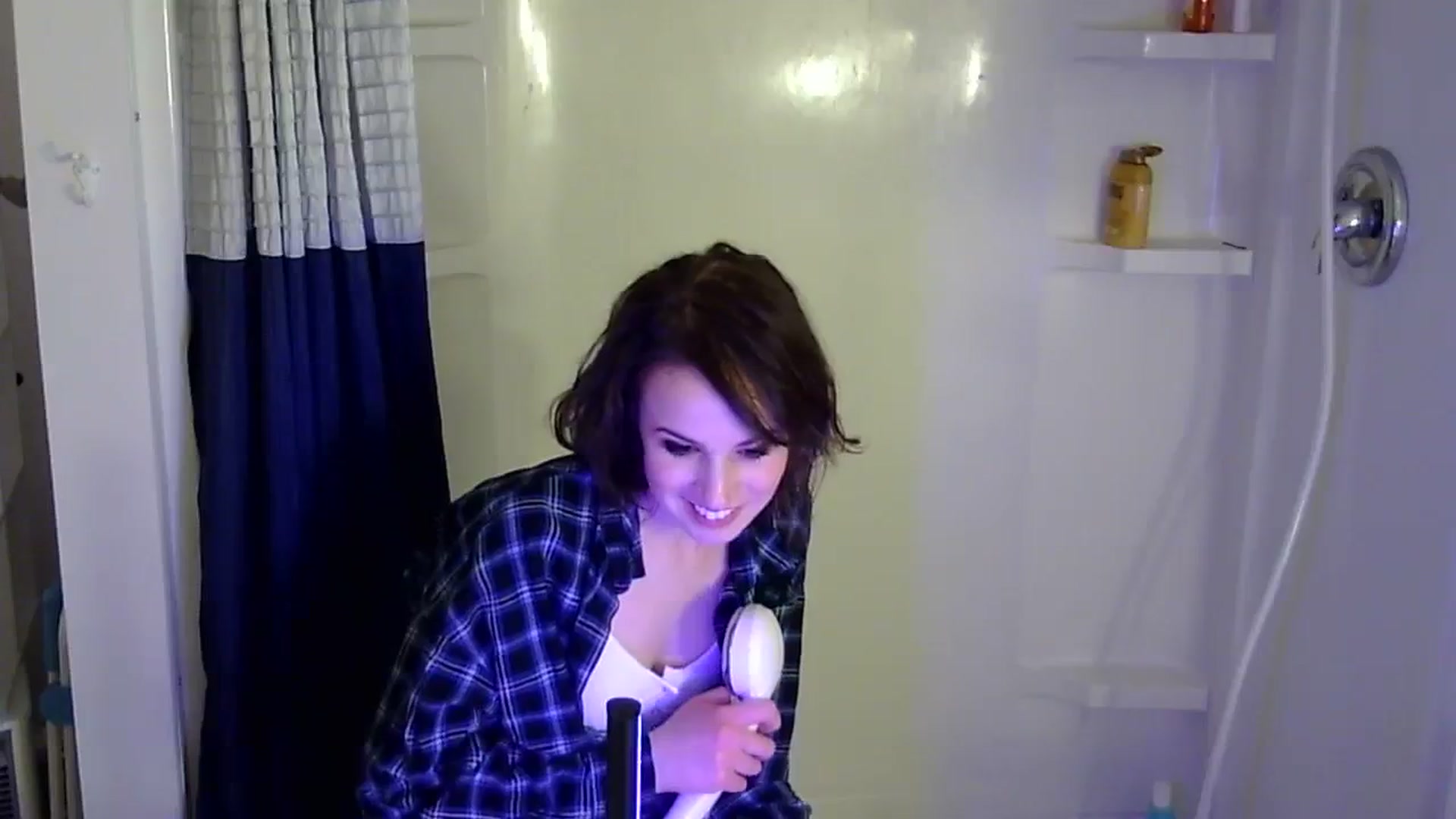 Gallery image thumbnail from antidreamgirl's myfreecams stream on, 02/28/2024, 09:20 image 3 of 20