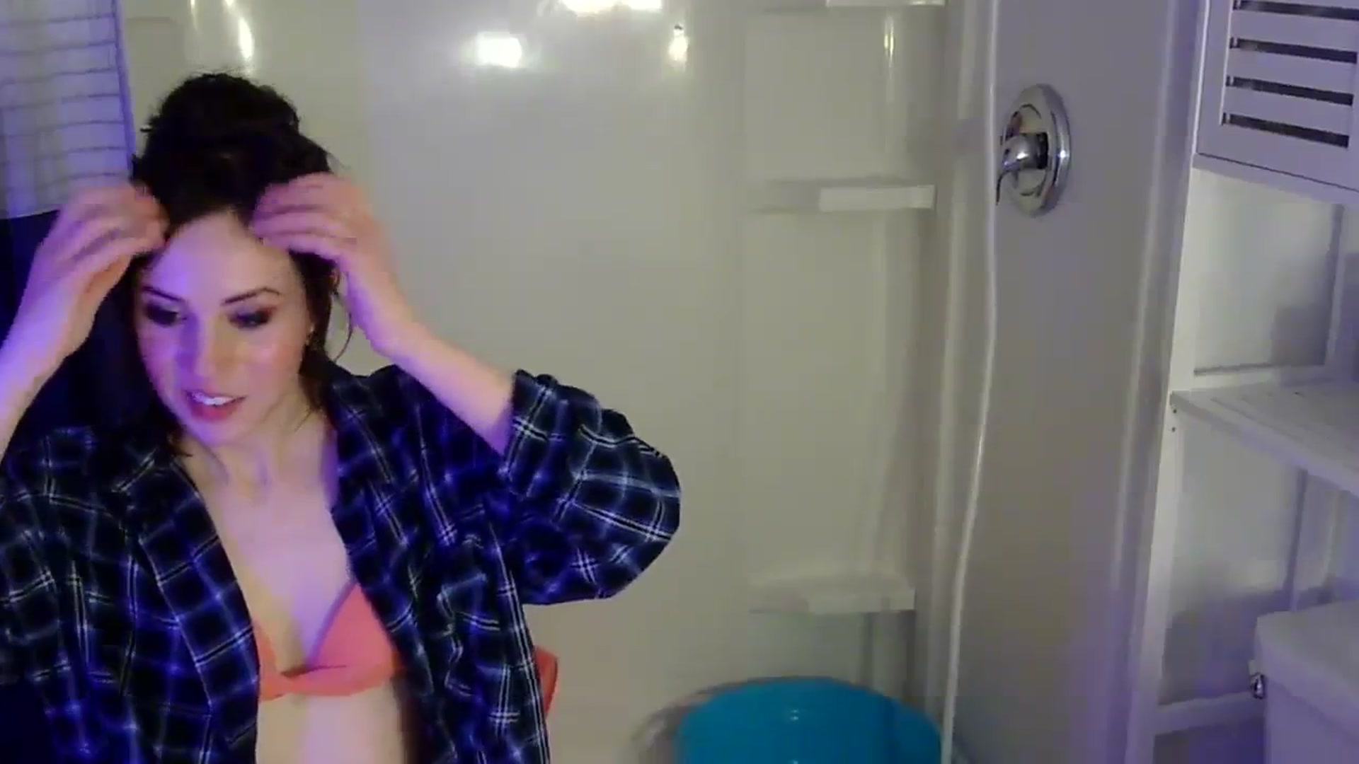 Gallery image thumbnail from antidreamgirl's myfreecams stream on, 02/28/2024, 12:35 image 10 of 20