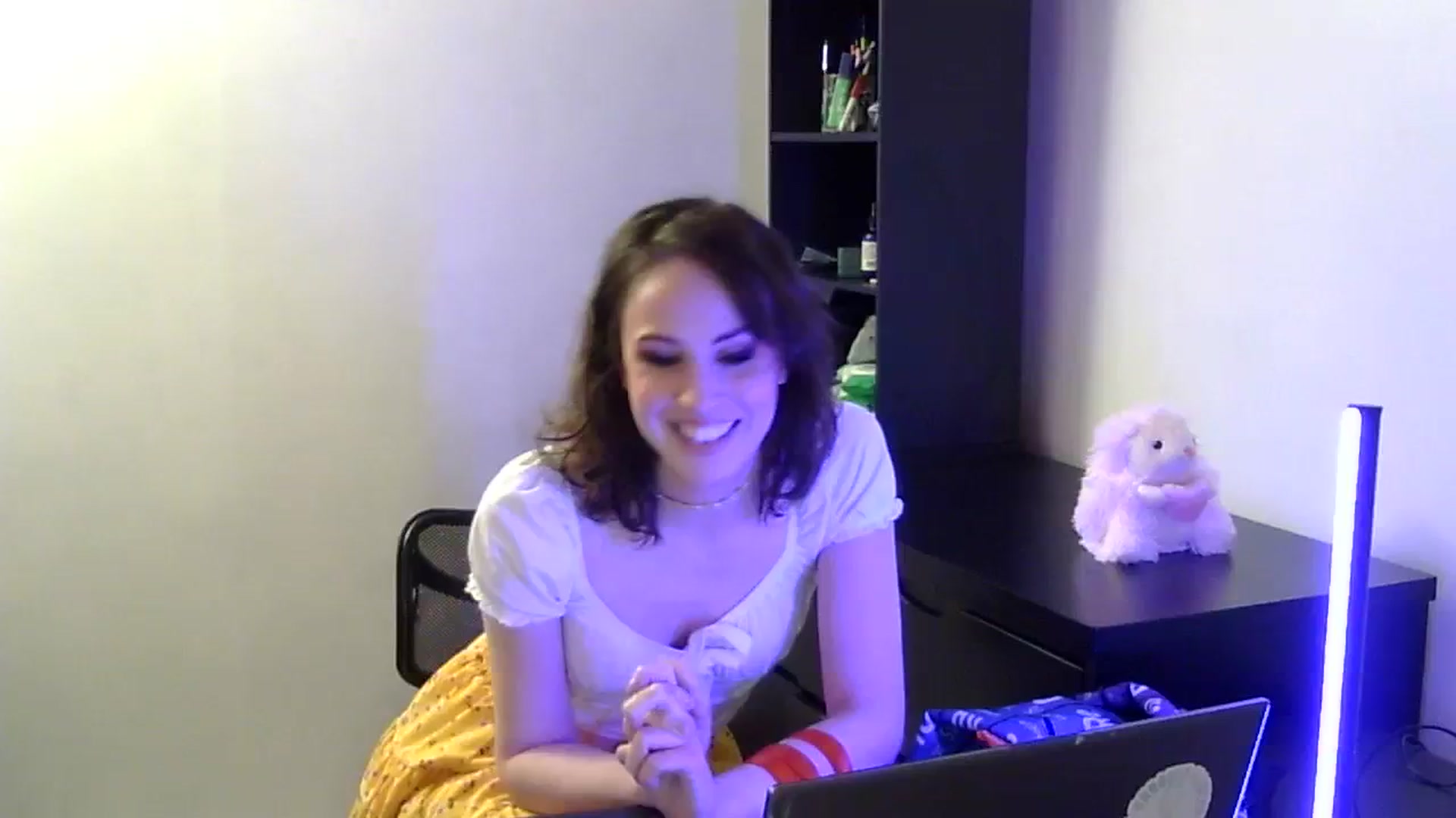 Gallery image thumbnail from antidreamgirl's myfreecams stream on, 03/30/2024, 04:40 image 6 of 20