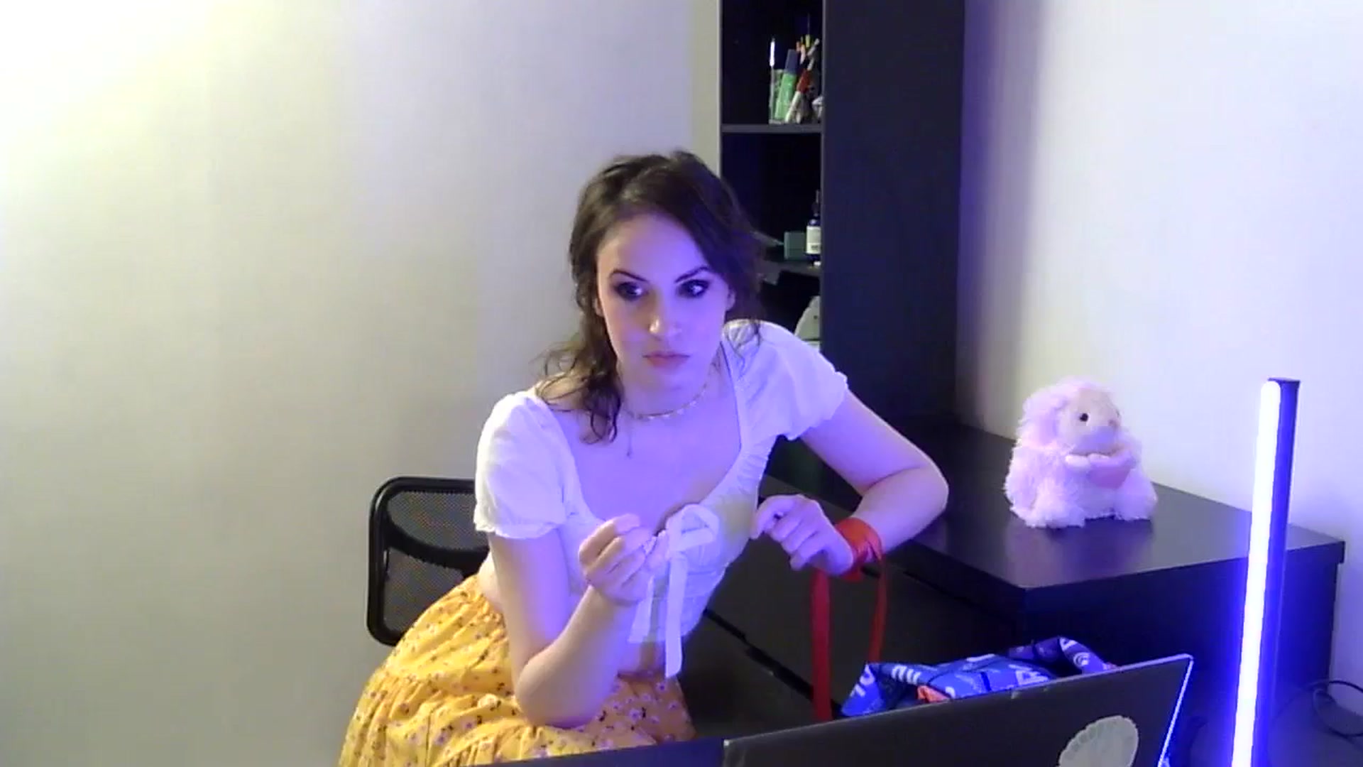 Gallery image thumbnail from antidreamgirl's myfreecams stream on, 03/30/2024, 04:40 image 16 of 20