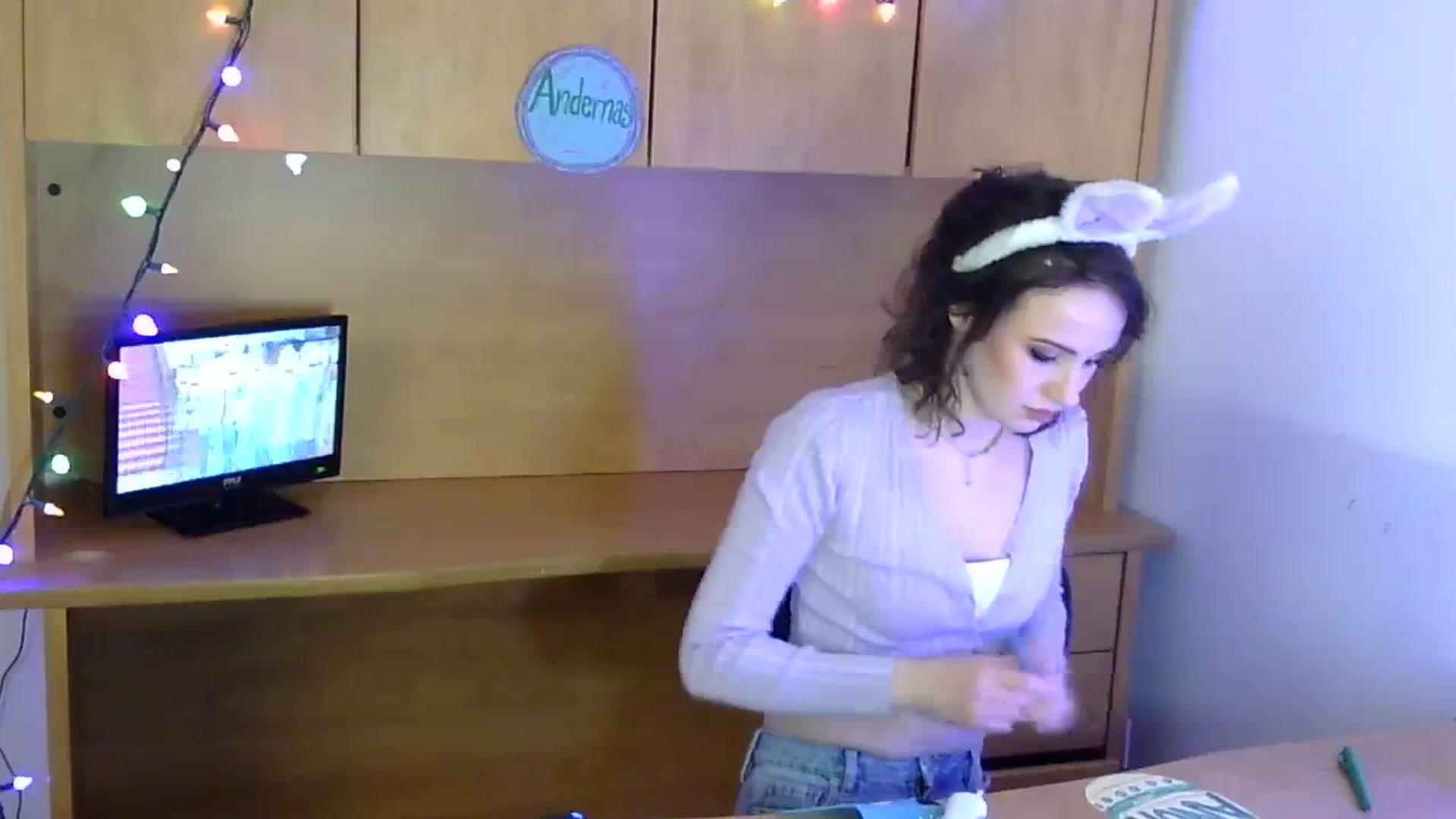 Gallery image thumbnail from antidreamgirl's myfreecams stream on, 04/01/2024, 05:06 image 20 of 20