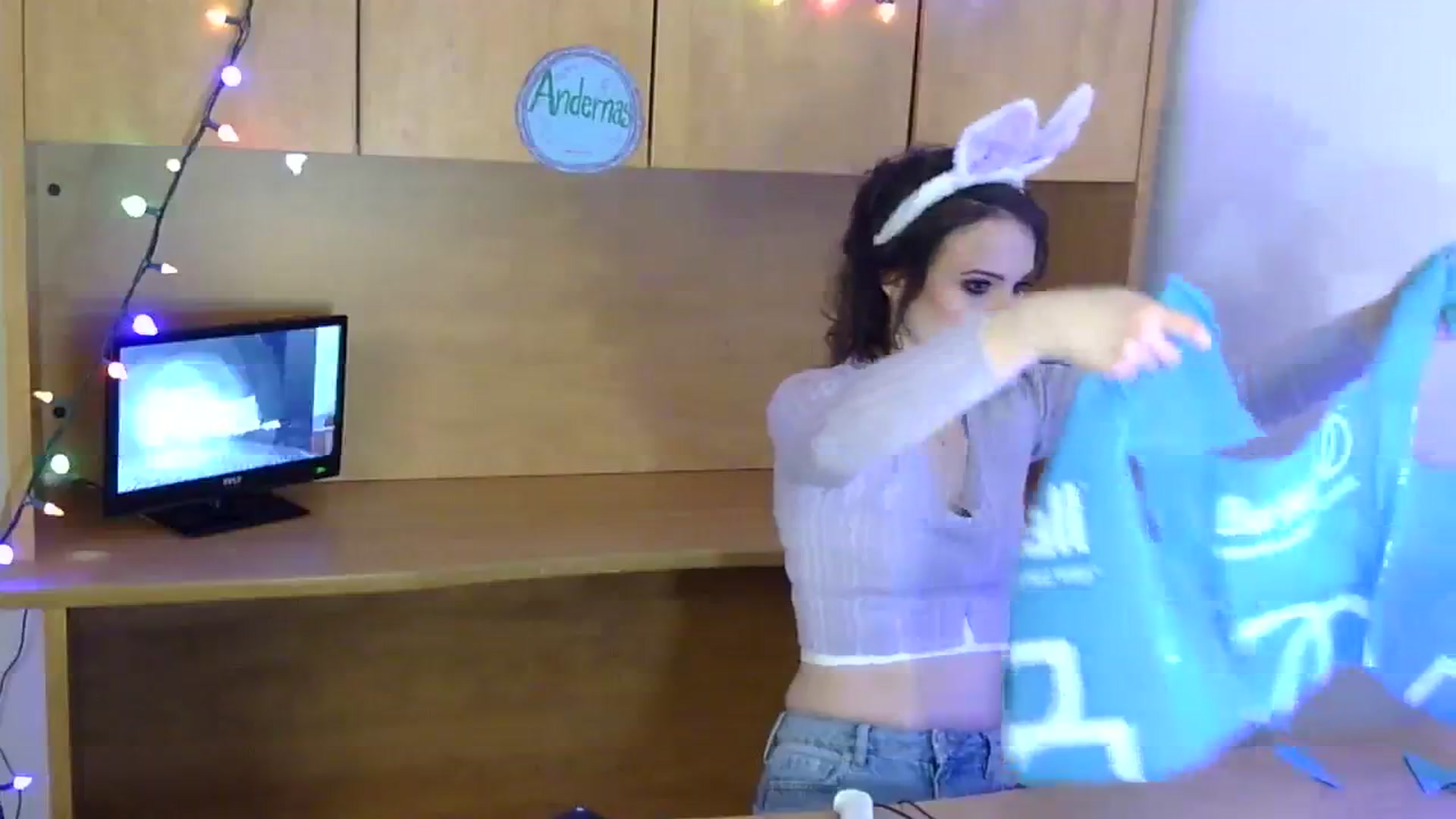 Gallery image thumbnail from antidreamgirl's myfreecams stream on, 04/01/2024, 05:06 image 17 of 20