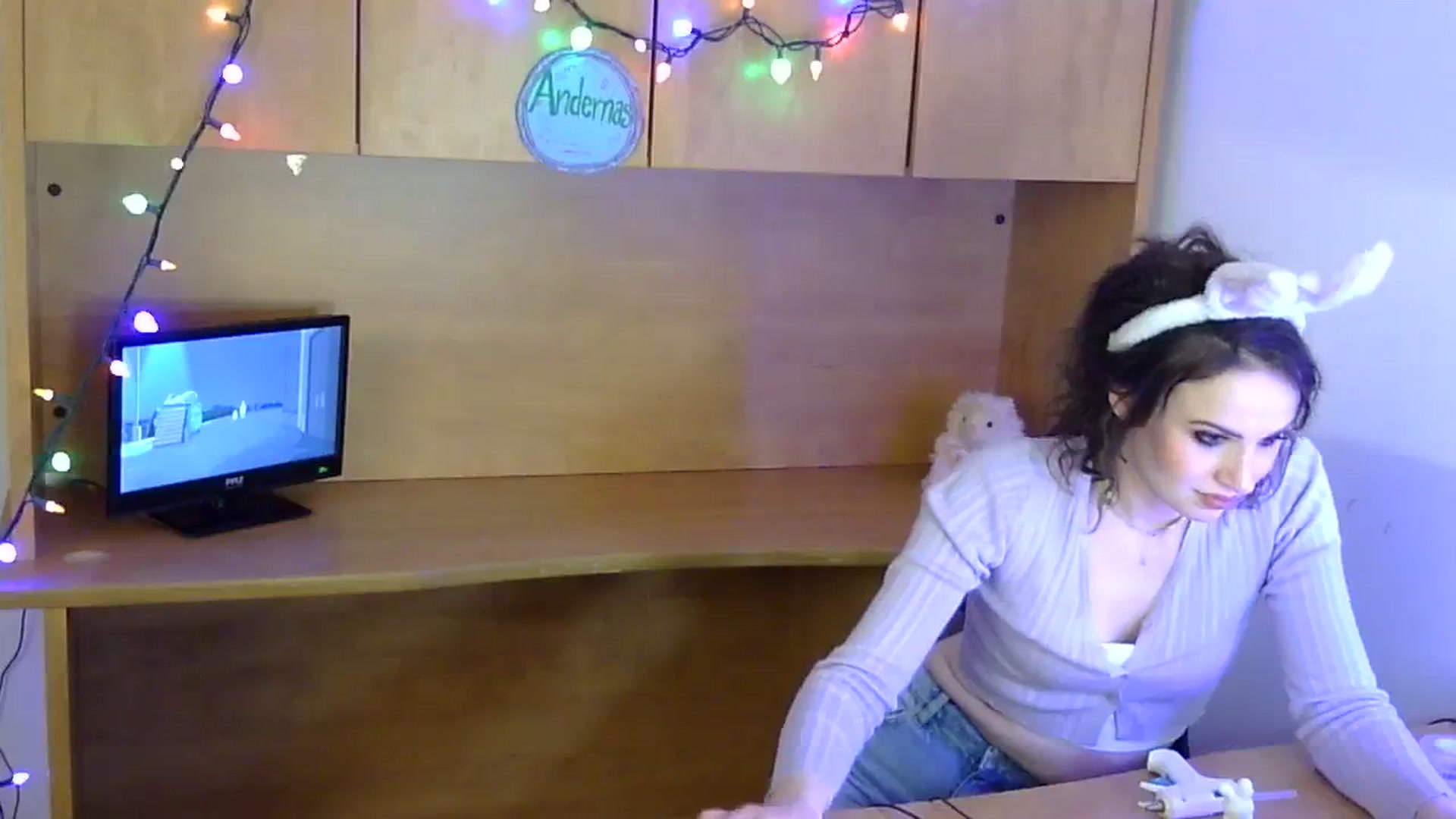 Gallery image thumbnail from antidreamgirl's myfreecams stream on, 04/01/2024, 05:06 image 2 of 20