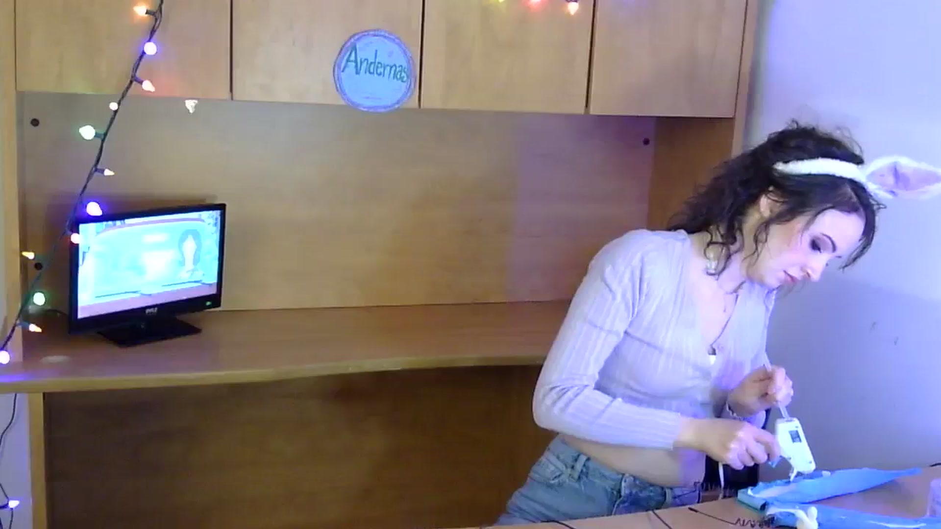 Gallery image thumbnail from antidreamgirl's myfreecams stream on, 04/01/2024, 05:06 image 5 of 20