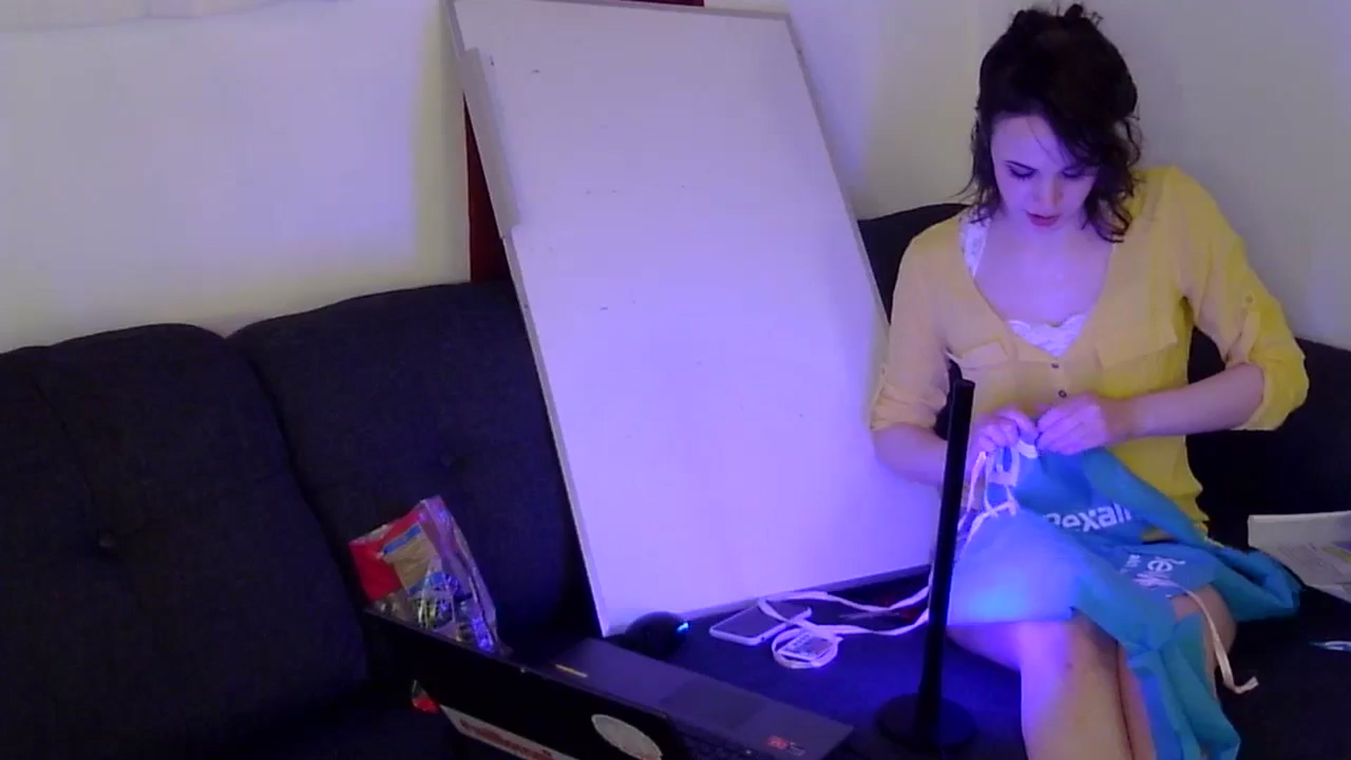 Gallery image thumbnail from antidreamgirl's myfreecams stream on, 04/14/2024, 05:54 image 14 of 20