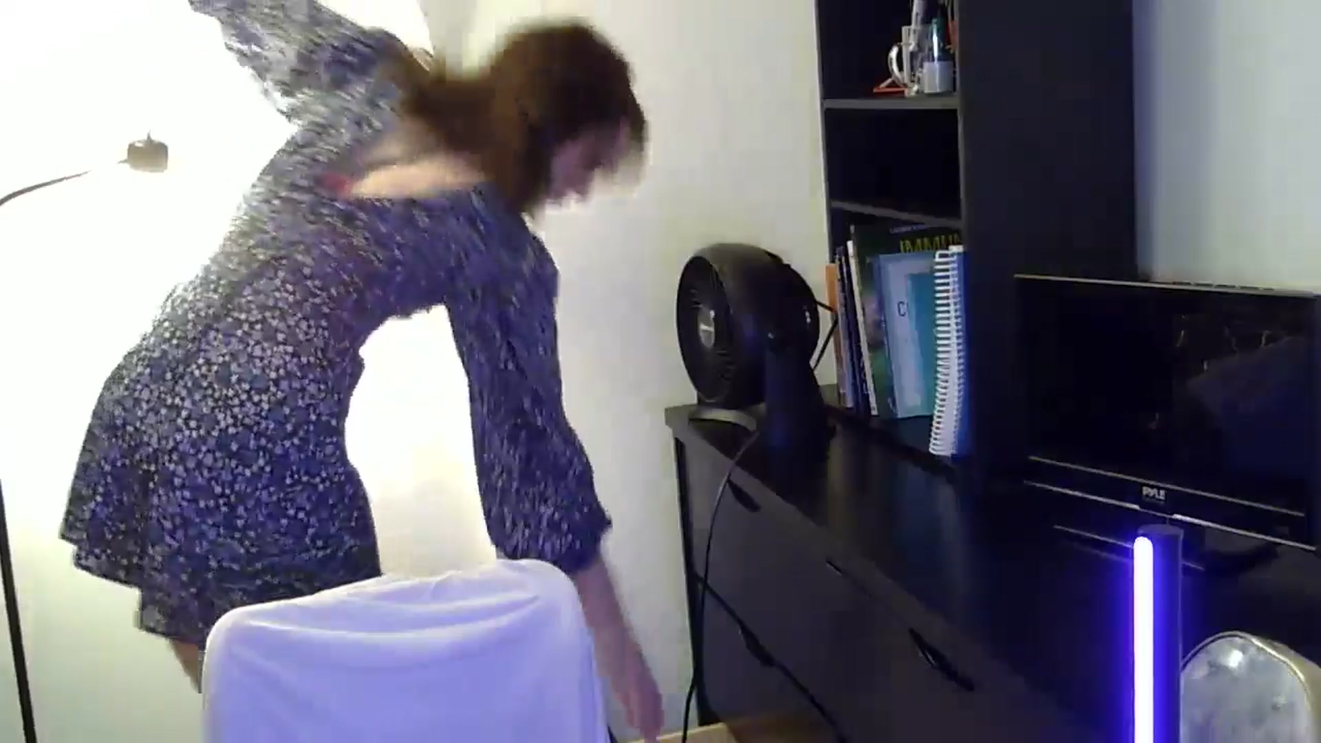 Gallery image thumbnail from antidreamgirl's myfreecams stream on, 04/16/2024, 02:05 image 4 of 20