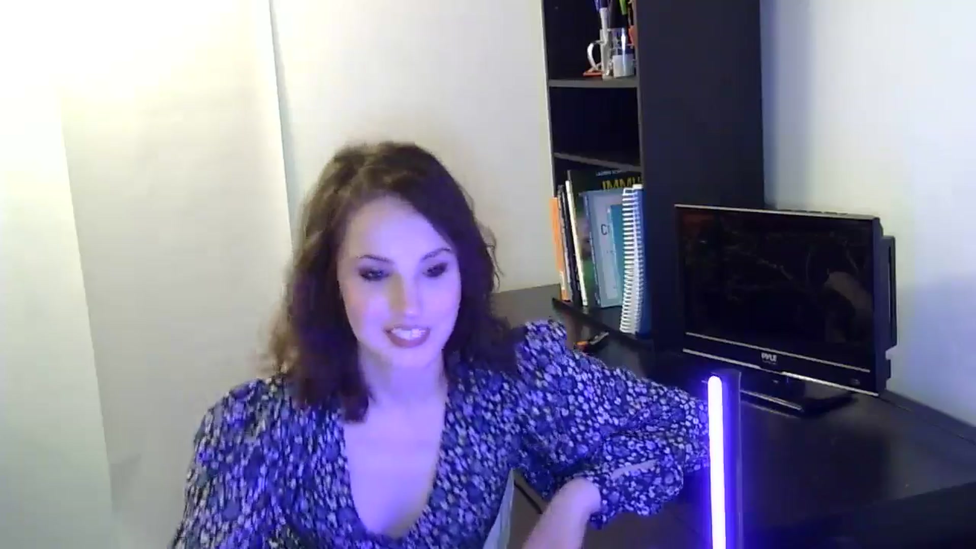 Gallery image thumbnail from antidreamgirl's myfreecams stream on, 04/16/2024, 02:05 image 16 of 20
