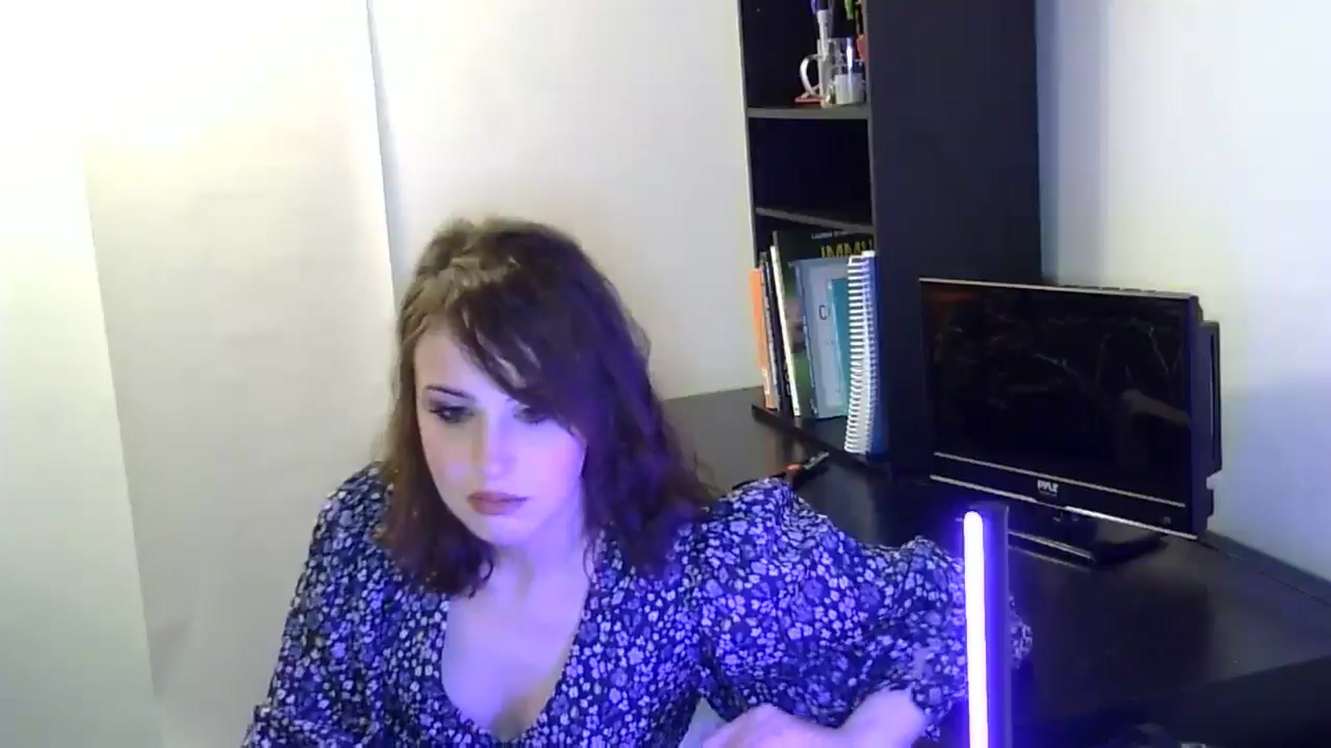 Gallery image thumbnail from antidreamgirl's myfreecams stream on, 04/16/2024, 02:05 image 9 of 20