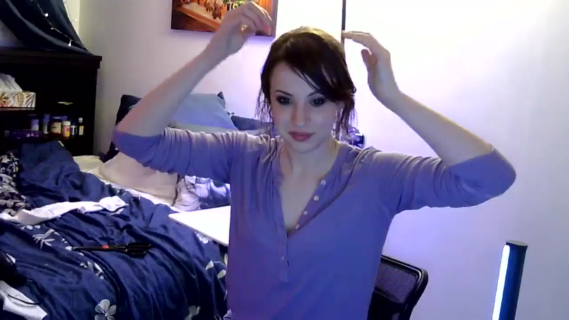 Gallery image thumbnail from antidreamgirl's myfreecams stream on, 05/08/2024, 07:33 image 3 of 20