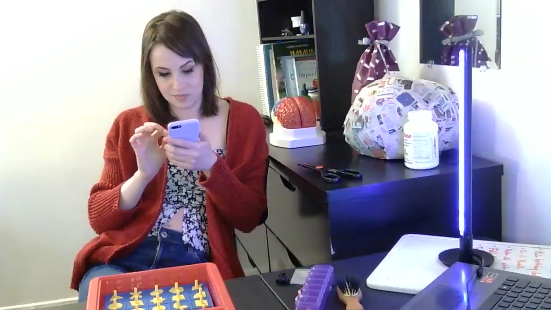 Gallery image thumbnail from antidreamgirl's myfreecams stream on, 05/17/2024, 22:41 image 6 of 20