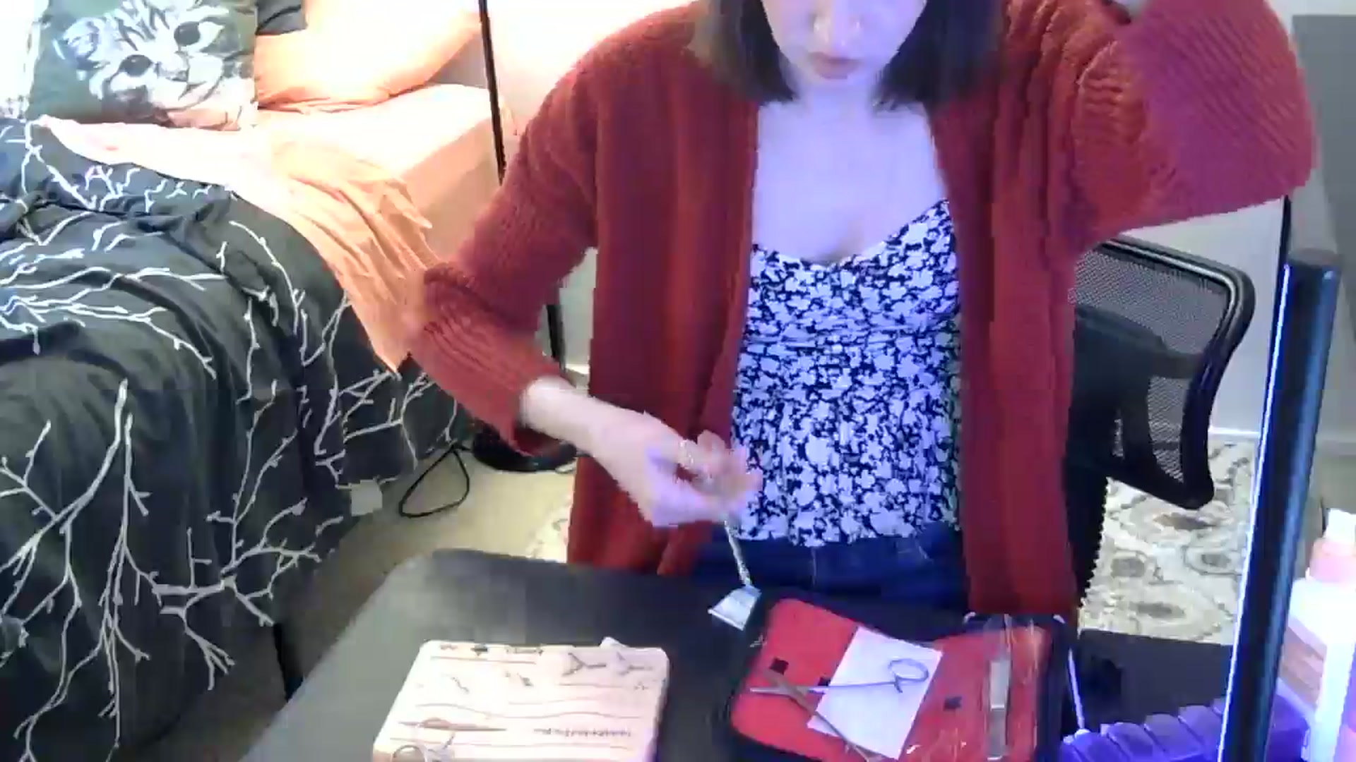 Gallery image thumbnail from antidreamgirl's myfreecams stream on, 05/17/2024, 22:41 image 2 of 20
