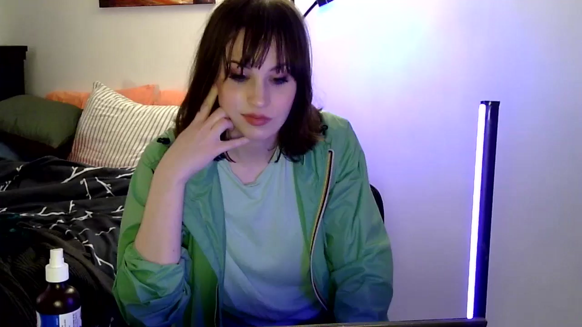 Gallery image thumbnail from antidreamgirl's myfreecams stream on, 05/19/2024, 03:36 image 19 of 20