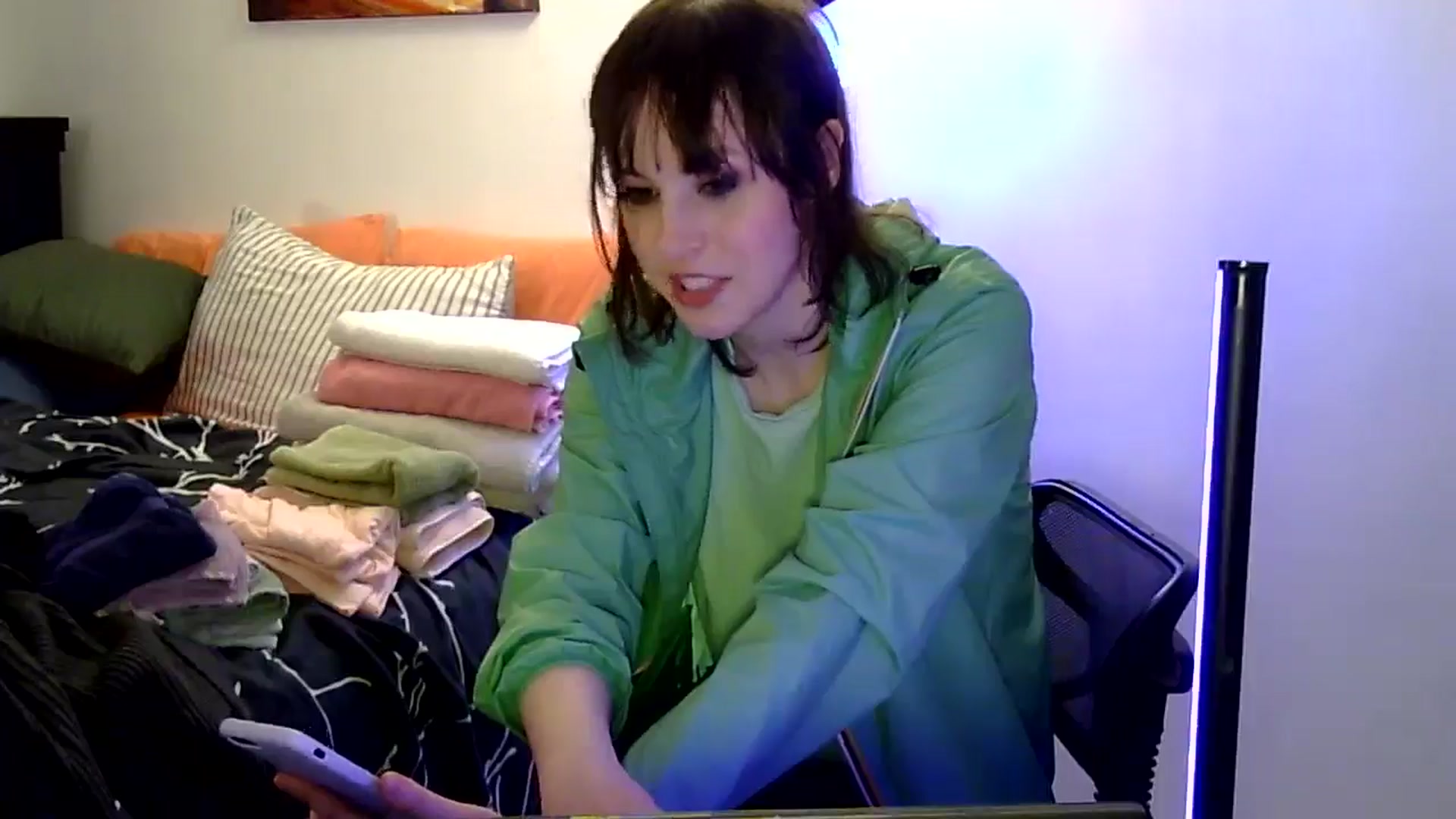 Gallery image thumbnail from antidreamgirl's myfreecams stream on, 05/19/2024, 04:13 image 20 of 20