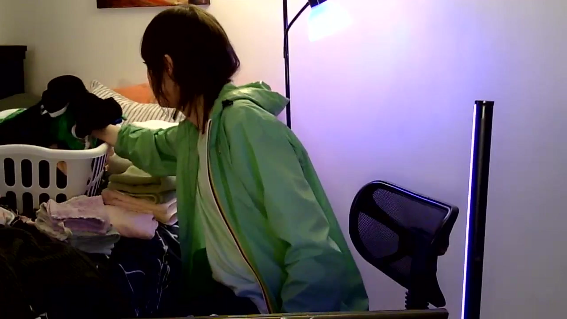 Gallery image thumbnail from antidreamgirl's myfreecams stream on, 05/19/2024, 04:13 image 13 of 20