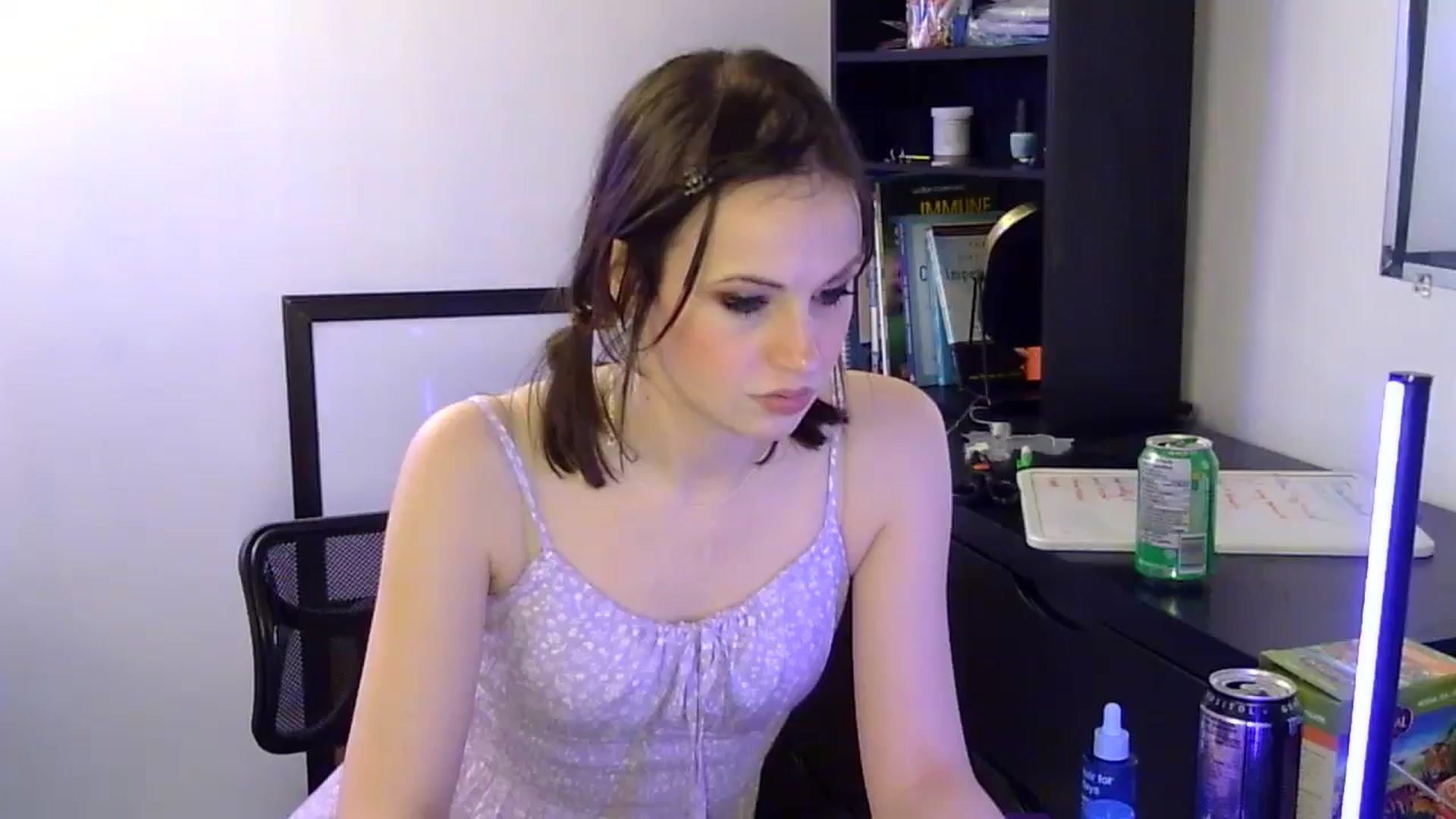 Gallery image thumbnail from antidreamgirl's myfreecams stream on, 05/25/2024, 04:05 image 19 of 20