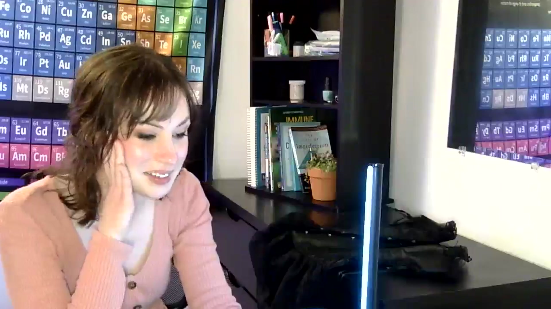 Gallery image thumbnail from antidreamgirl's myfreecams stream on, 05/29/2024, 04:08 image 16 of 20