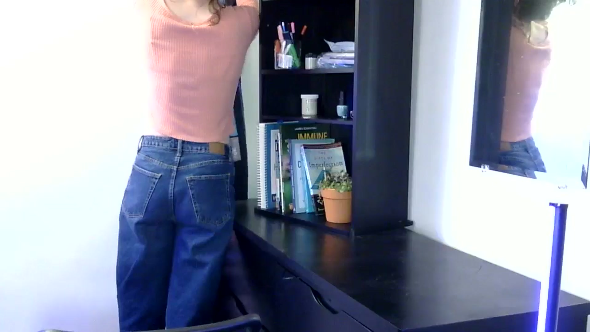 Gallery image thumbnail from antidreamgirl's myfreecams stream on, 05/29/2024, 04:08 image 2 of 20