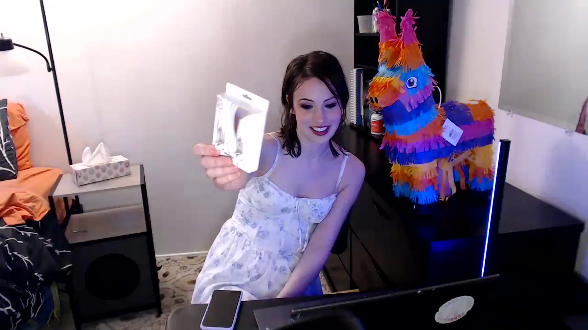 Gallery image thumbnail from antidreamgirl's myfreecams stream on, 06/13/2024, 24:18 image 12 of 20