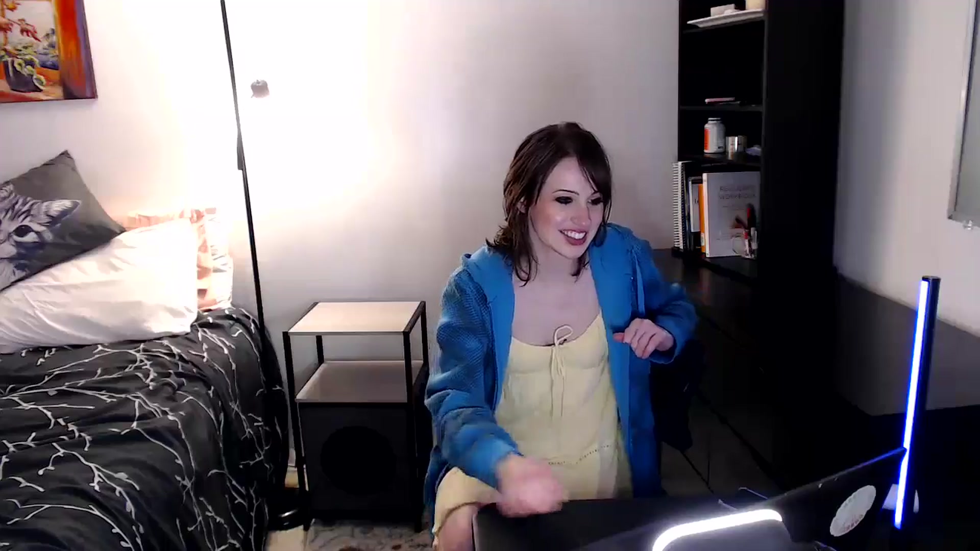 Gallery image thumbnail from antidreamgirl's myfreecams stream on, 06/20/2024, 04:49 image 6 of 20