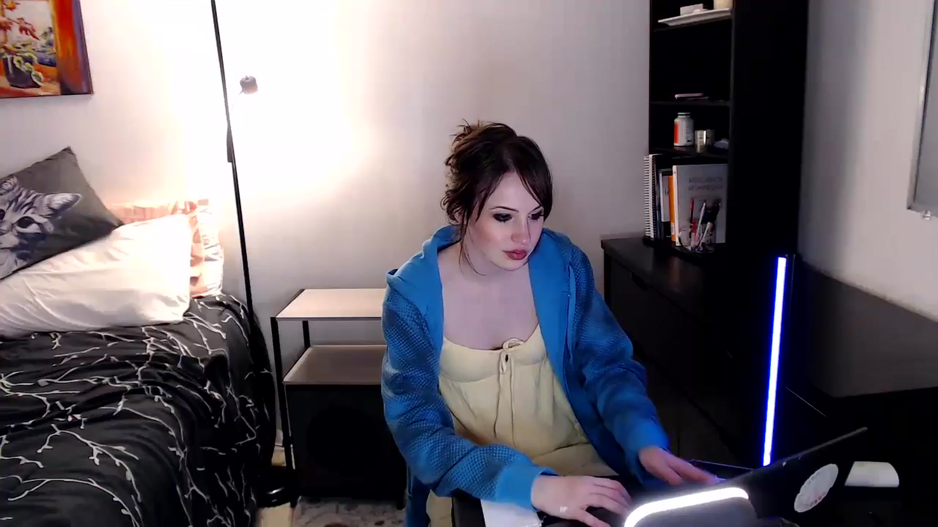 Gallery image thumbnail from antidreamgirl's myfreecams stream on, 06/20/2024, 04:49 image 10 of 20