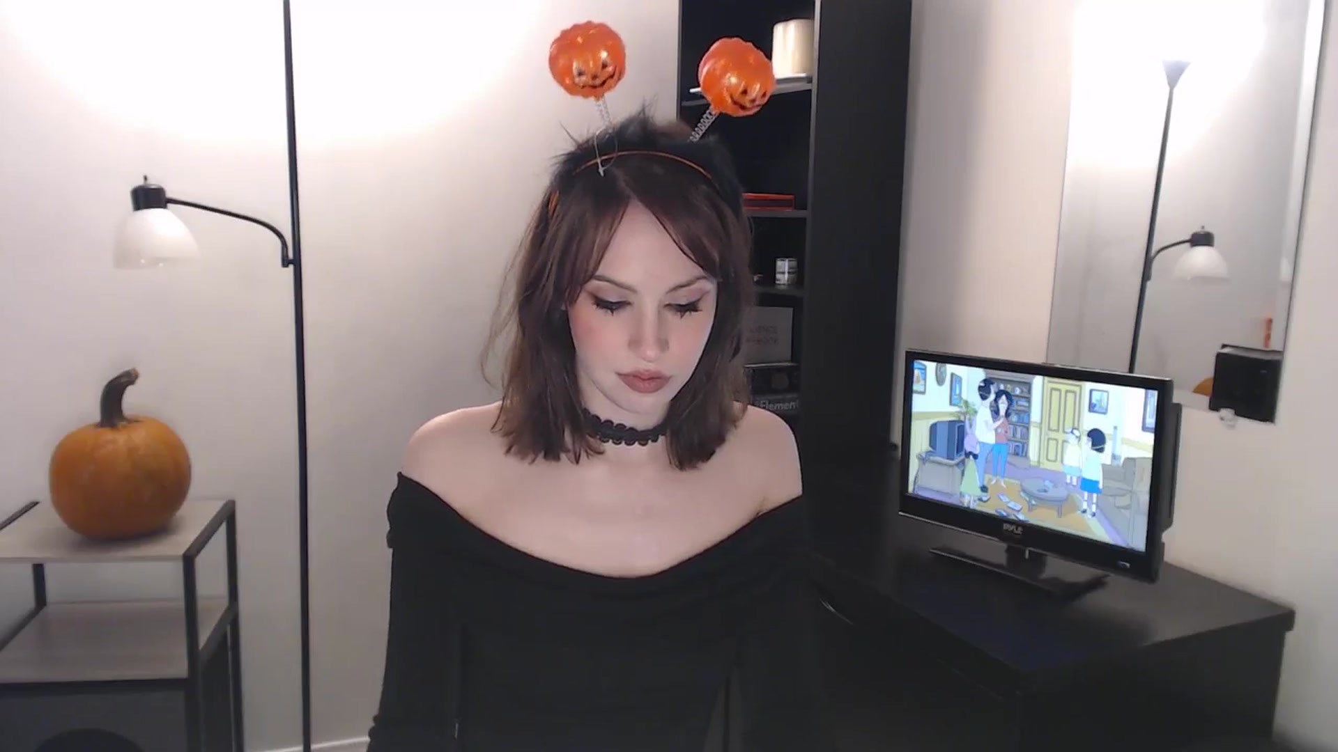 Gallery image thumbnail from antidreamgirl's myfreecams stream on, 10/15/2024, 24:13 image 11 of 20
