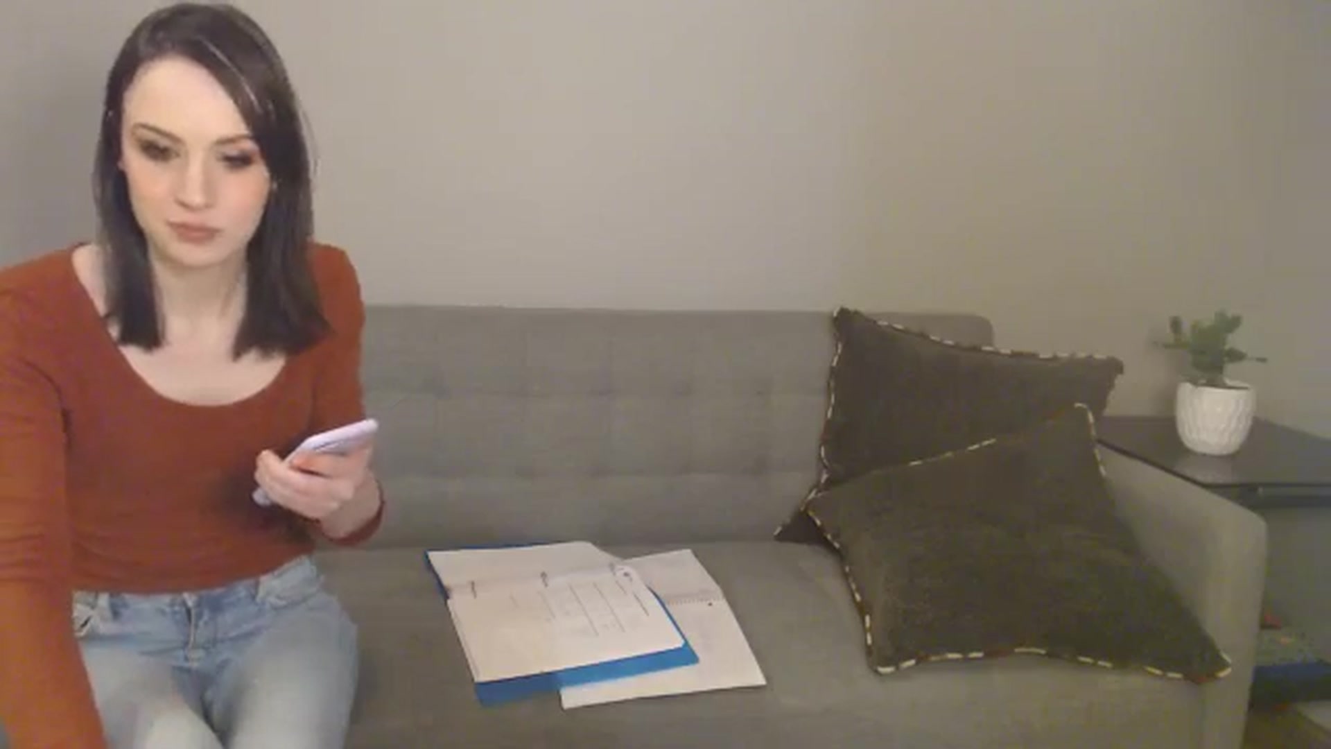 Gallery image thumbnail from antidreamgirl's myfreecams stream on, 11/19/2024, 01:21 image 15 of 20