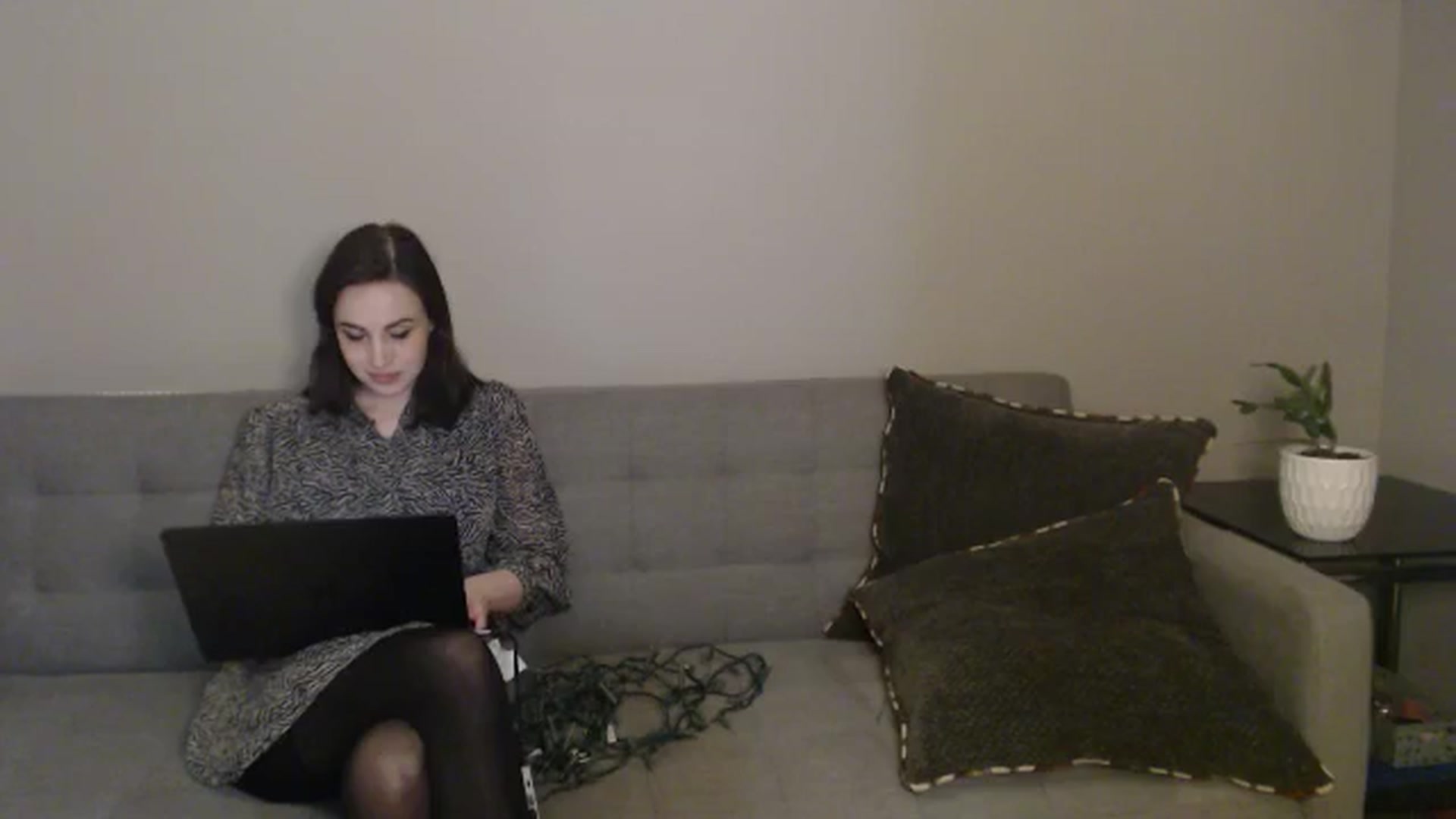 Gallery image thumbnail from antidreamgirl's myfreecams stream on, 11/21/2024, 02:55 image 12 of 20
