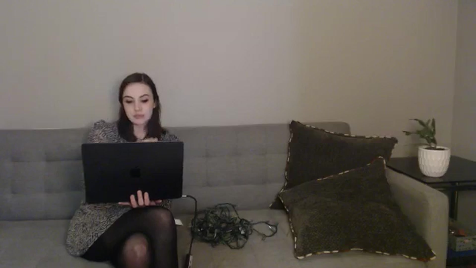 Gallery image thumbnail from antidreamgirl's myfreecams stream on, 11/21/2024, 02:55 image 14 of 20