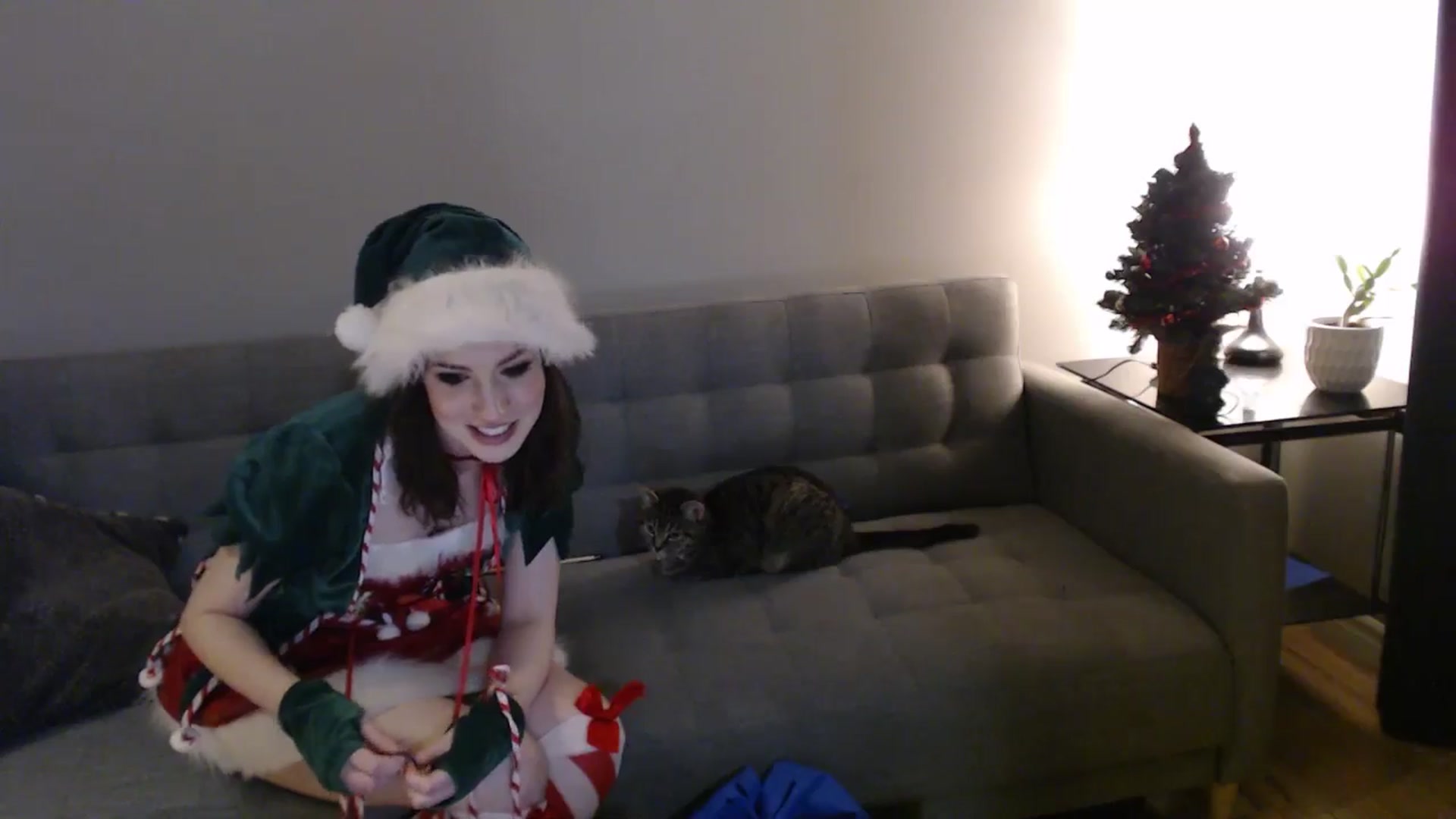 Gallery image thumbnail from antidreamgirl's myfreecams stream on, 12/10/2024, 06:36 image 6 of 20