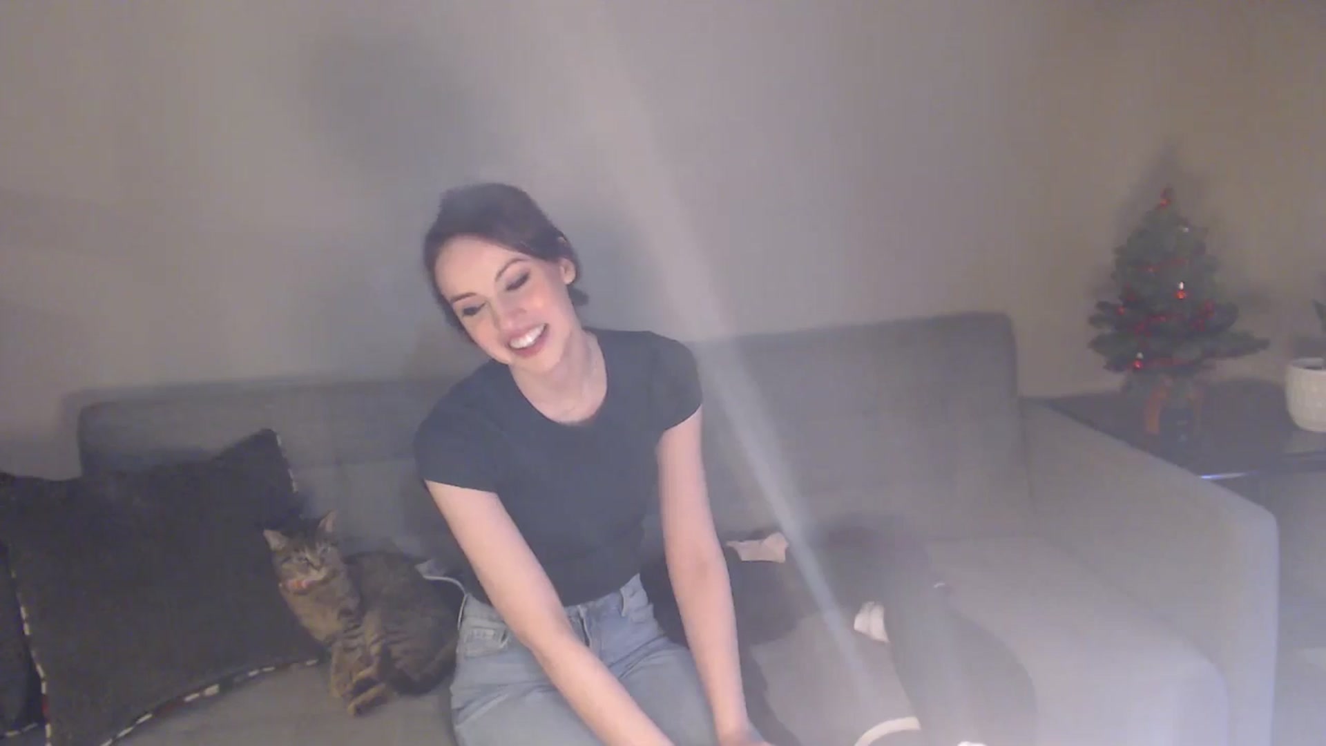 Gallery image thumbnail from antidreamgirl's myfreecams stream on, 12/18/2024, 21:31 image 20 of 20