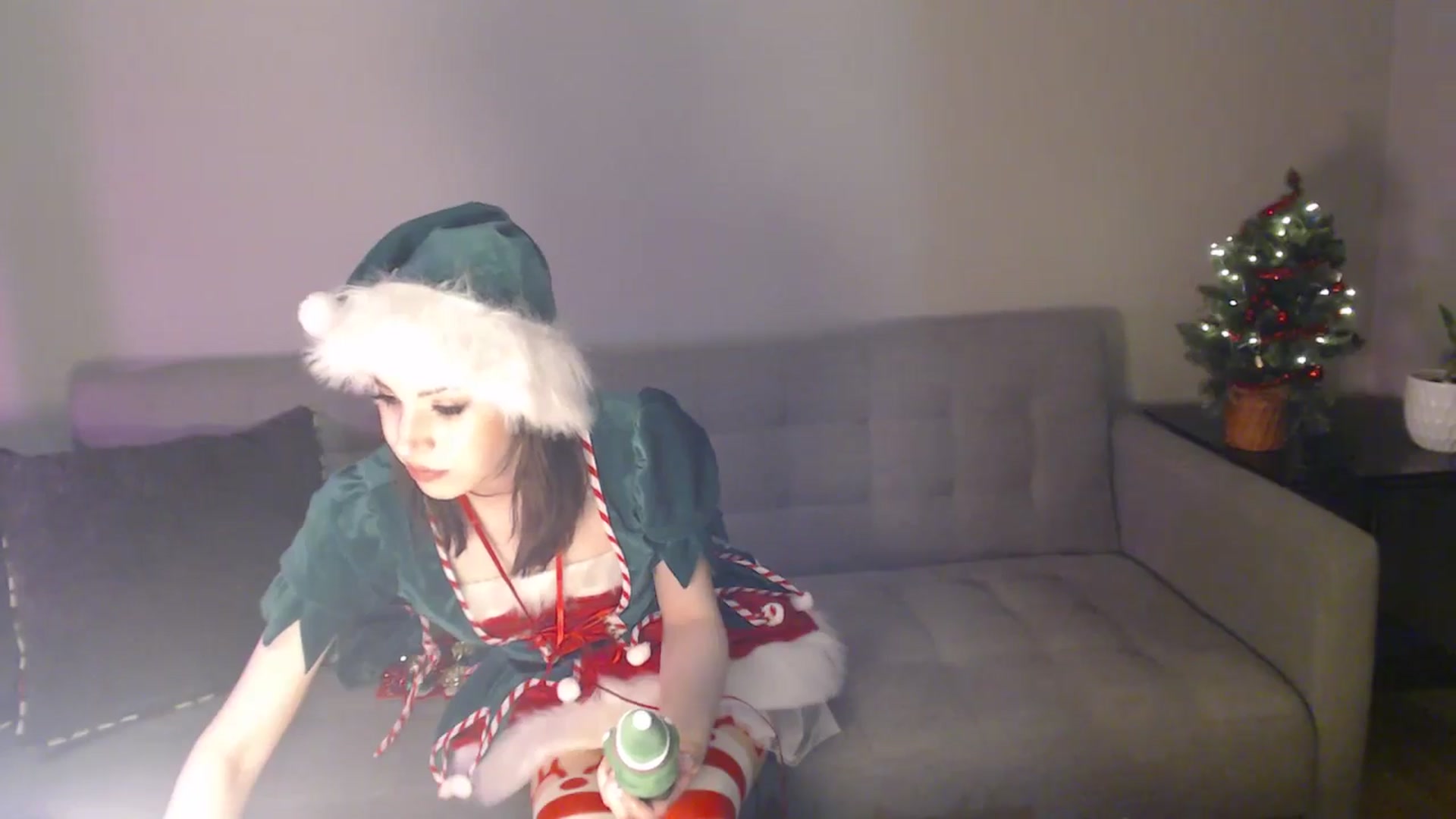 Gallery image thumbnail from antidreamgirl's myfreecams stream on, 12/20/2024, 03:47 image 15 of 20