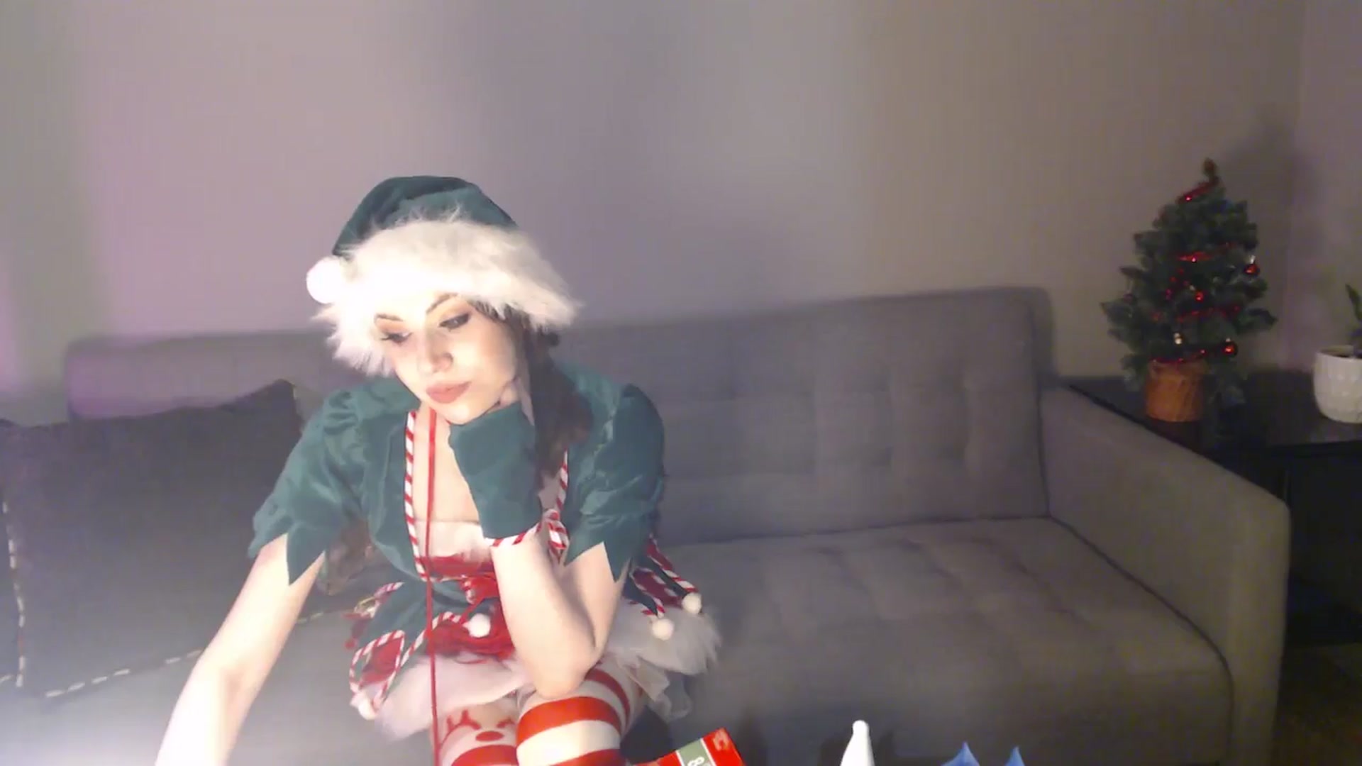 Gallery image thumbnail from antidreamgirl's myfreecams stream on, 12/20/2024, 03:47 image 11 of 20