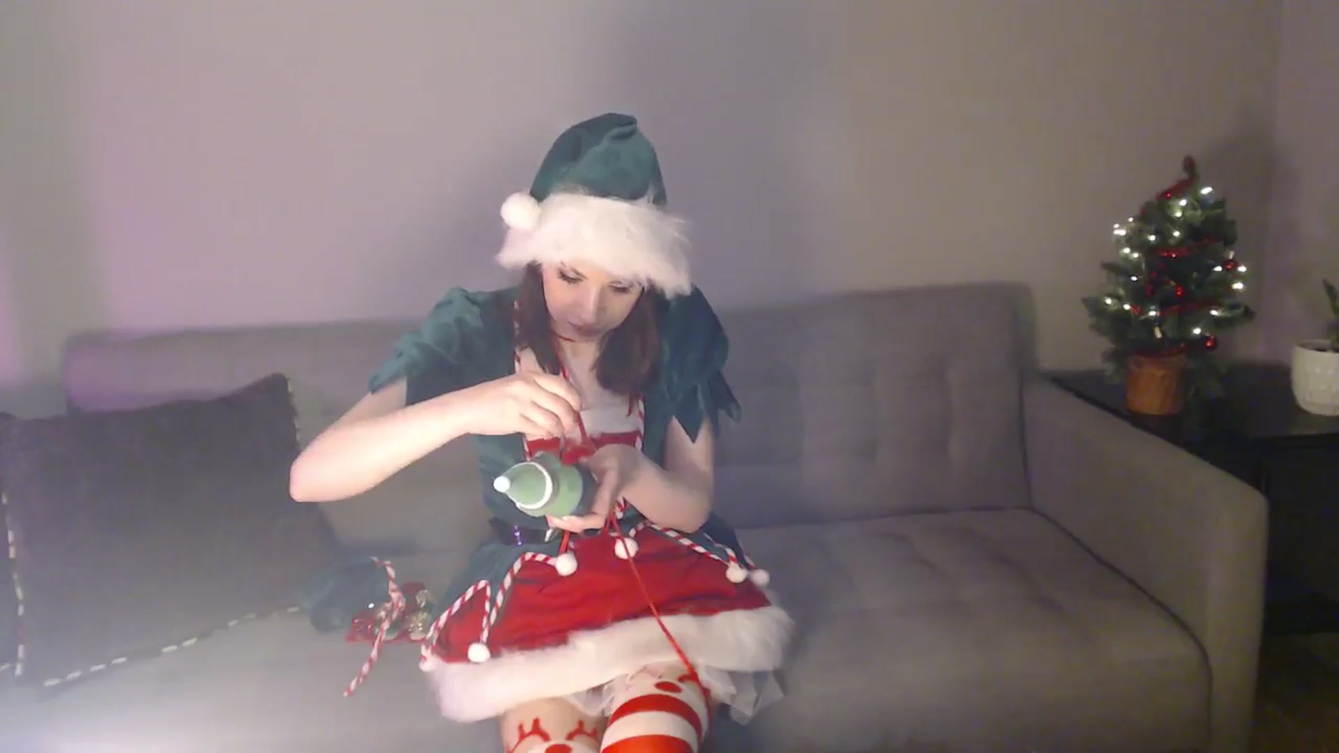 Gallery image thumbnail from antidreamgirl's myfreecams stream on, 12/20/2024, 03:47 image 16 of 20