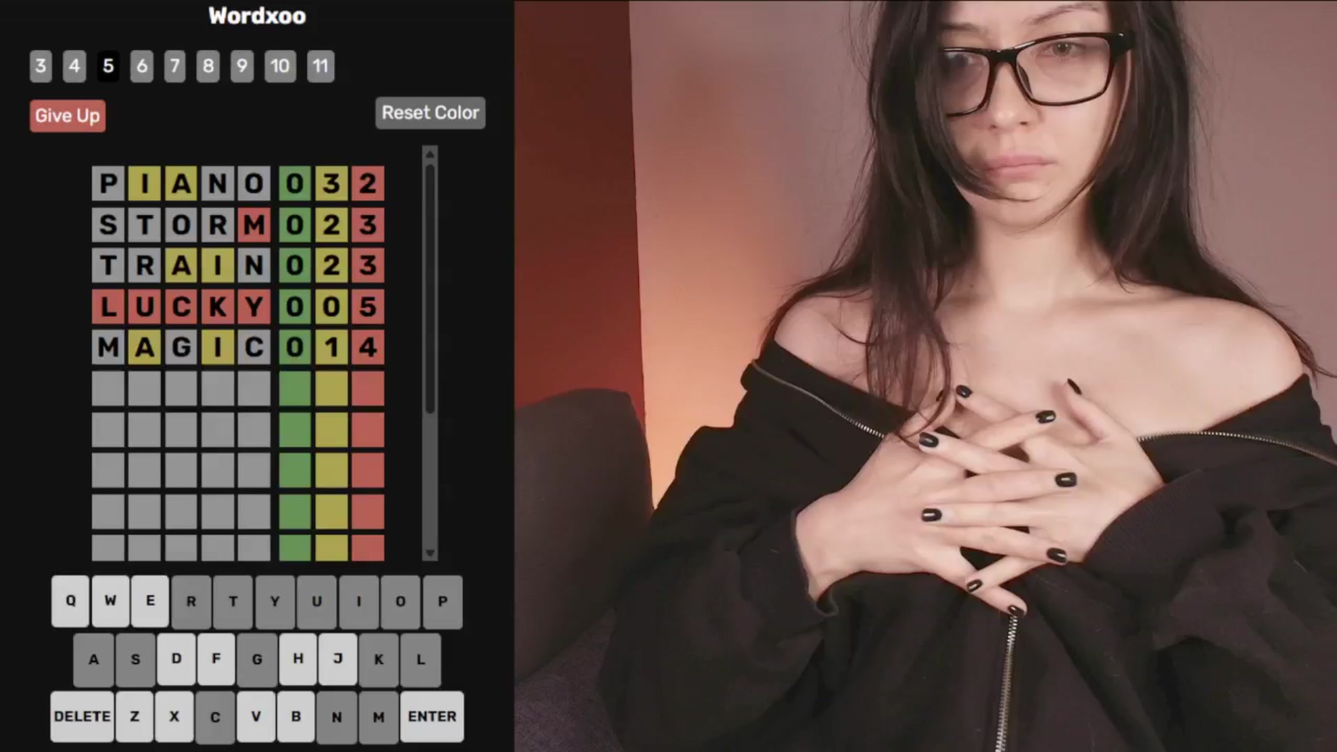 Gallery image thumbnail from anymodel's myfreecams stream on, 06/13/2025, 01:37 image 5 of 20