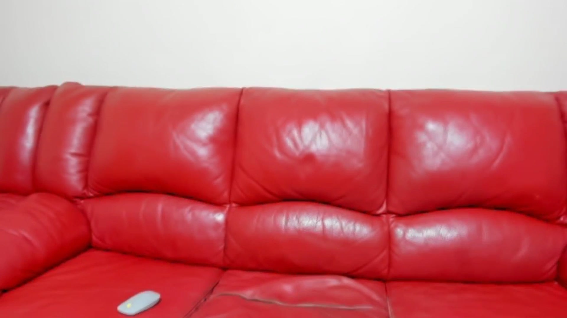 Gallery image thumbnail from aorra's myfreecams stream on, 06/22/2025, 24:00 image 3 of 20