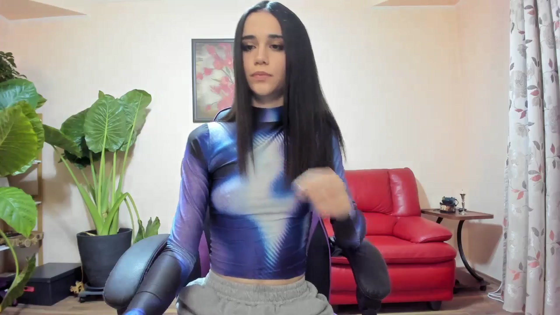 Gallery image thumbnail from aorra's myfreecams stream on, 10/15/2025, 10:31 image 18 of 20