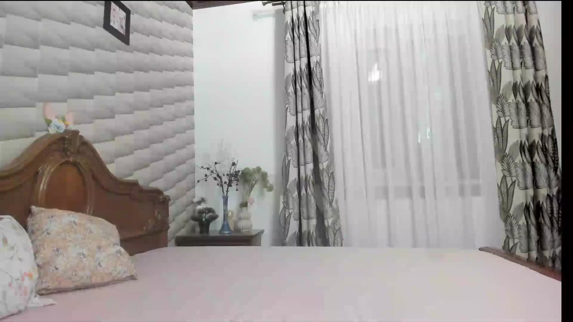 Gallery image thumbnail from aorra's myfreecams stream on, 11/28/2025, 02:45 image 1 of 20