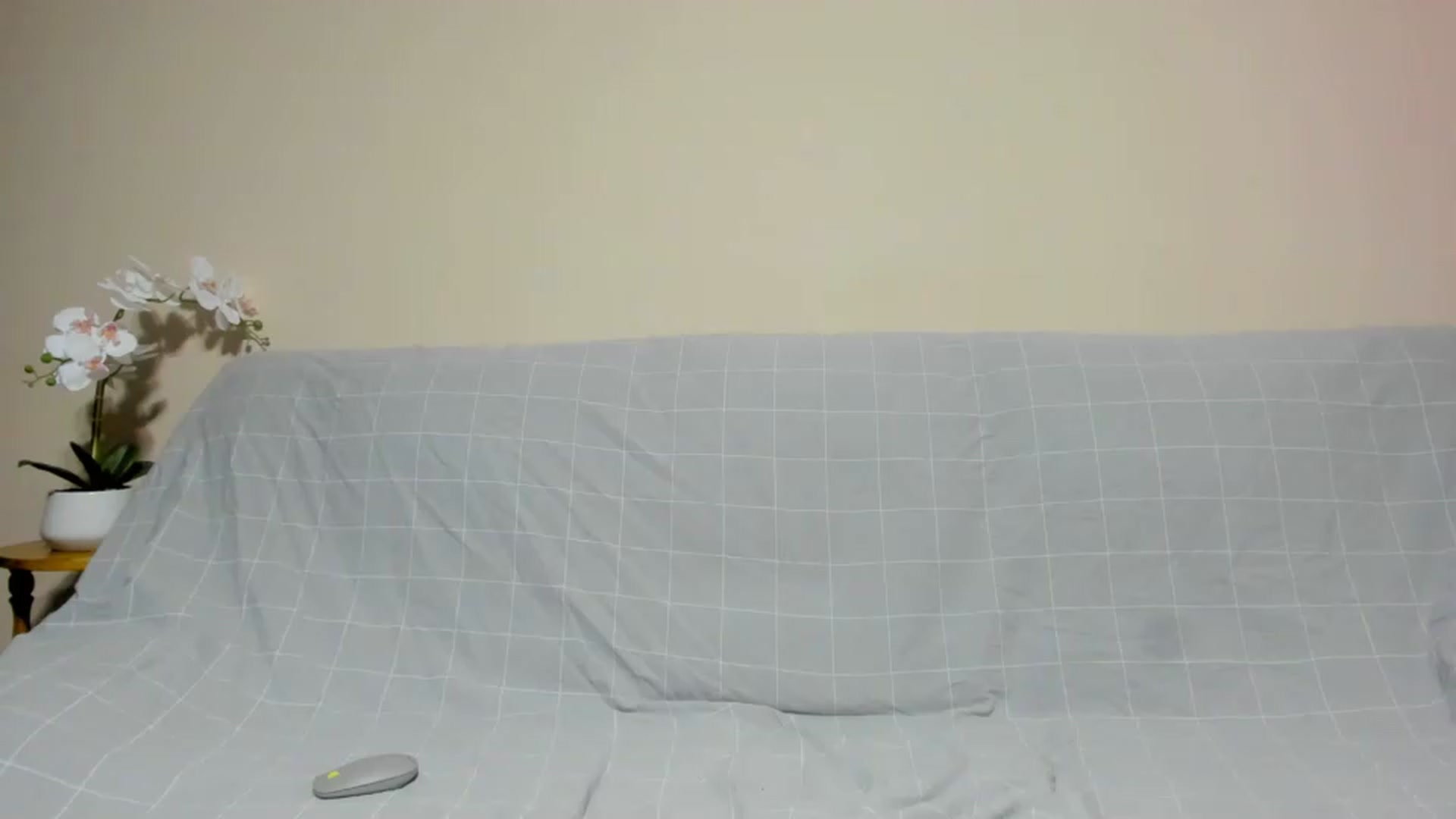 Gallery image thumbnail from aorra's myfreecams stream on, 06/28/2026, 24:13 image 6 of 20