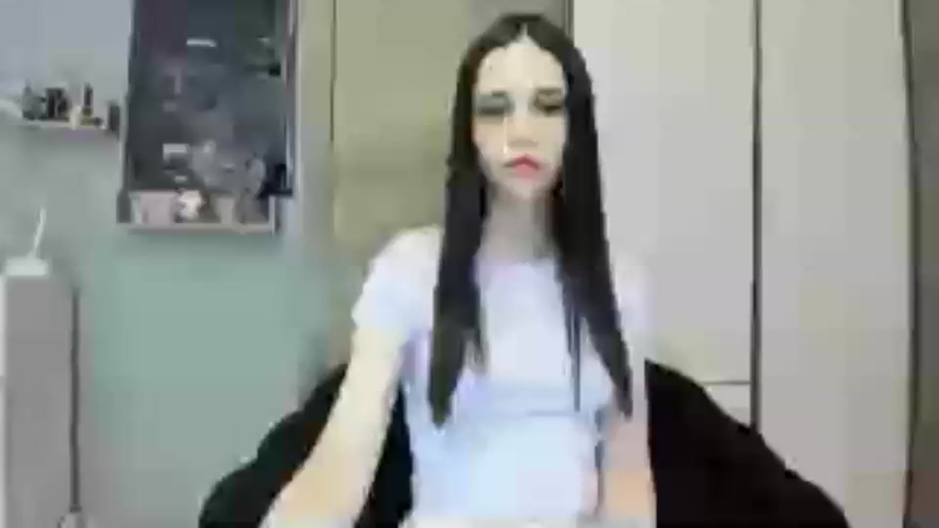 Gallery image thumbnail from aorra's myfreecams stream on, 08/13/2026, 22:33 image 20 of 20