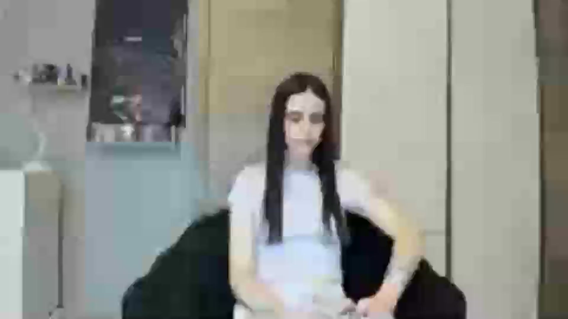 Gallery image thumbnail from aorra's myfreecams stream on, 08/13/2026, 23:10 image 13 of 20