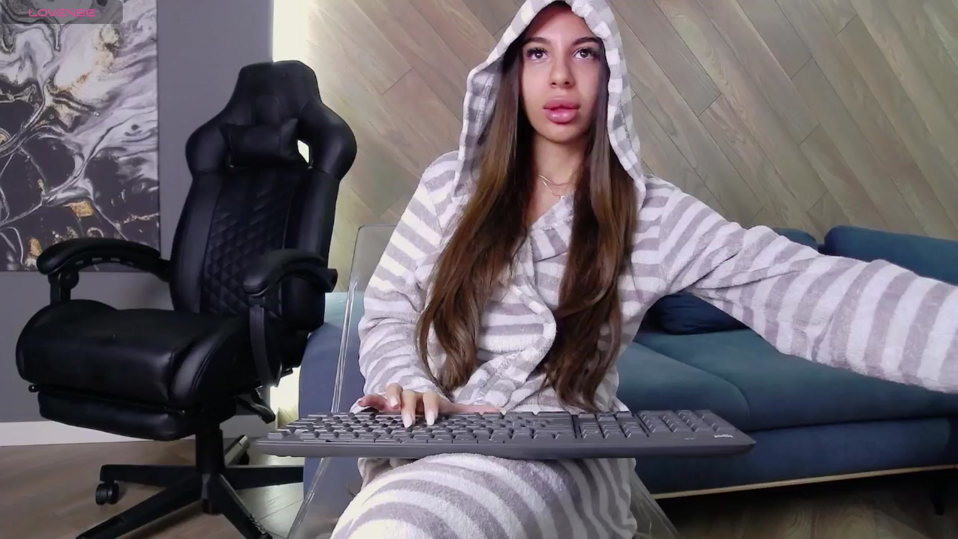 Gallery image thumbnail from arabian_kate's myfreecams stream on, 05/12/2025, 05:37 image 7 of 20