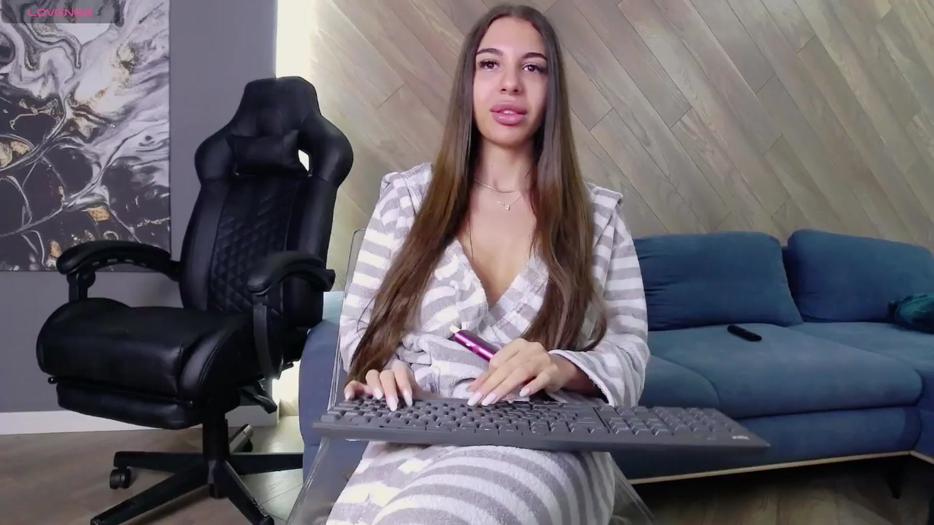 Gallery image thumbnail from arabian_kate's myfreecams stream on, 05/12/2025, 05:37 image 3 of 20