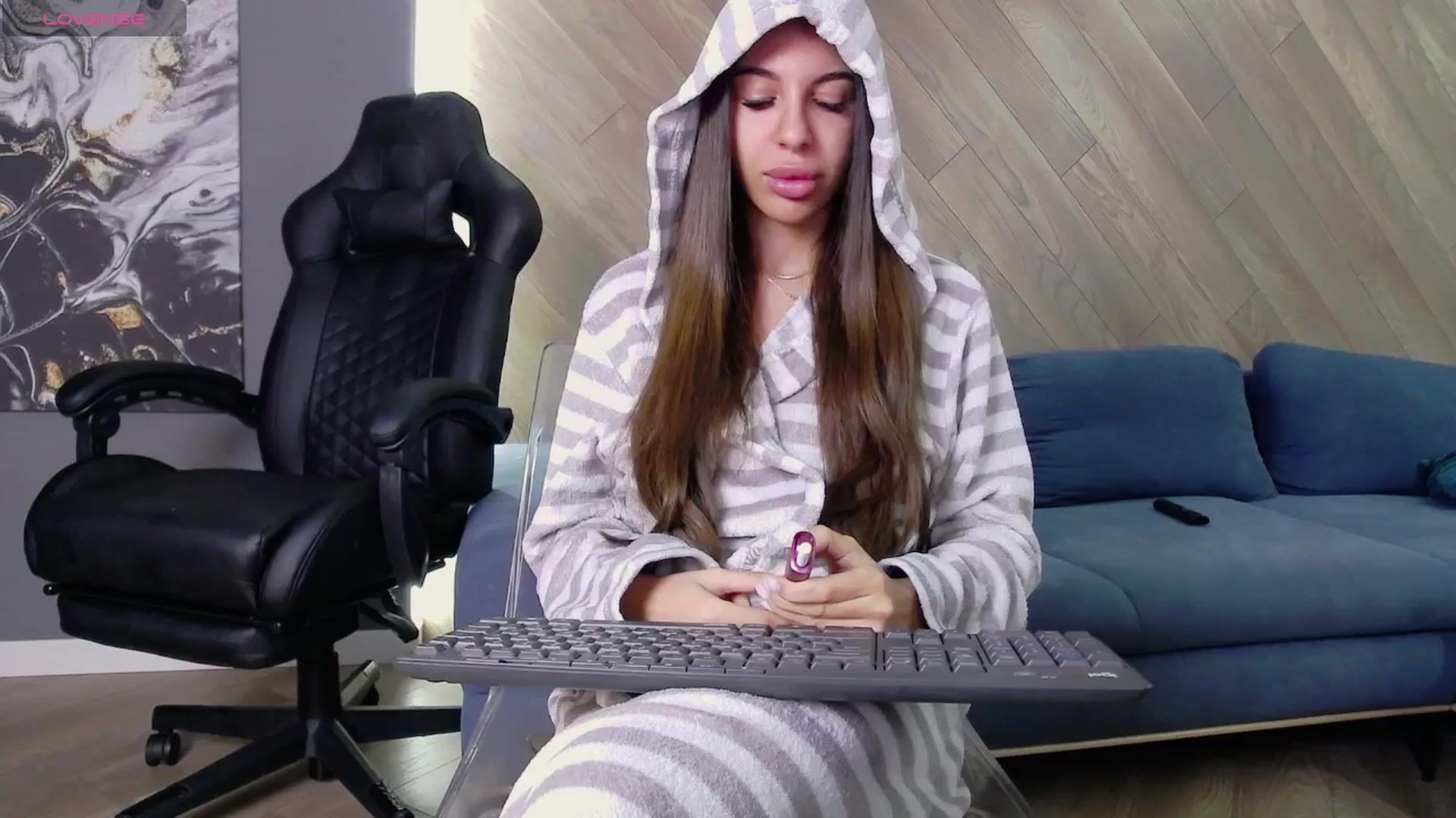 Gallery image thumbnail from arabian_kate's myfreecams stream on, 05/12/2025, 05:37 image 8 of 20