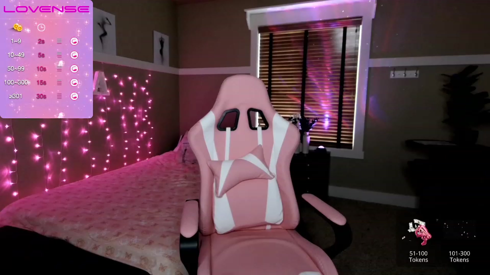 Gallery image thumbnail from ariajanexxx's myfreecams stream on, 01/20/2023, 22:48 image 13 of 20