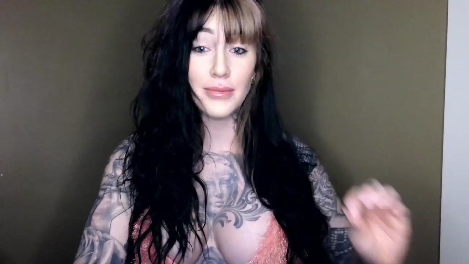 Gallery image thumbnail from ariajanexxx's myfreecams stream on, 02/24/2023, 21:52 image 7 of 20
