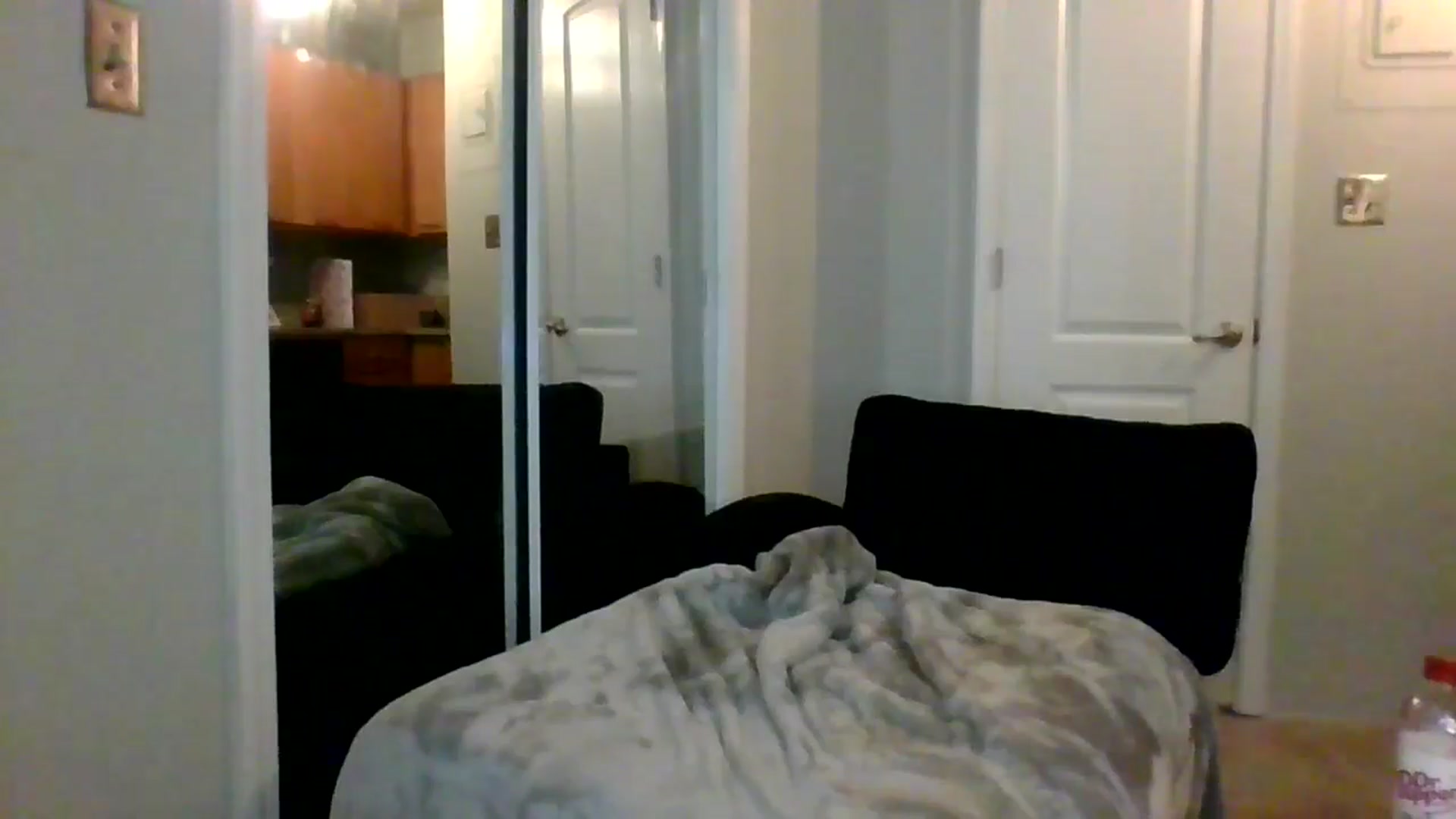 Gallery image thumbnail from aricollins's myfreecams stream on, 12/17/2025, 20:46 image 18 of 20